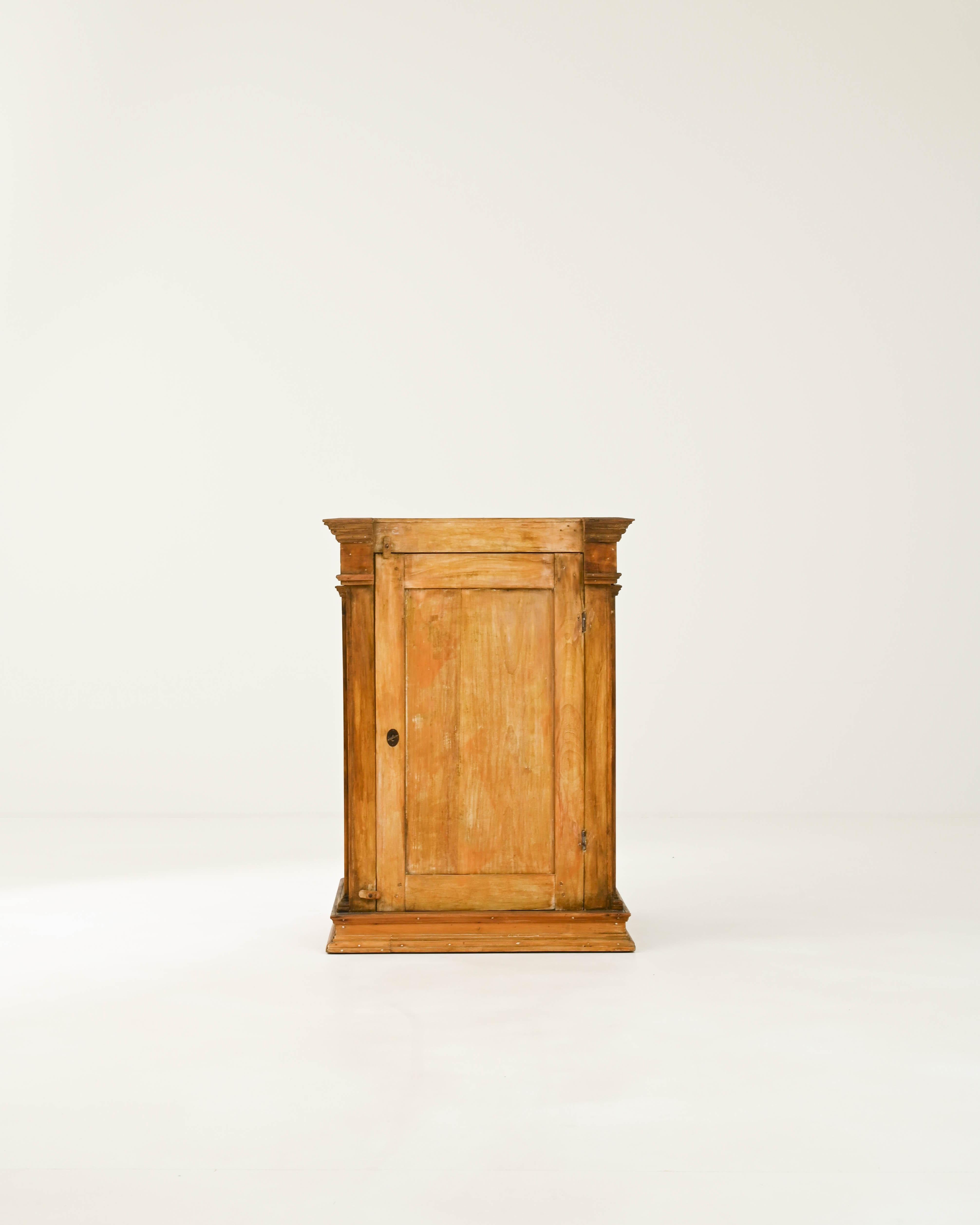 19th Century French Wooden Vitrine For Sale 4