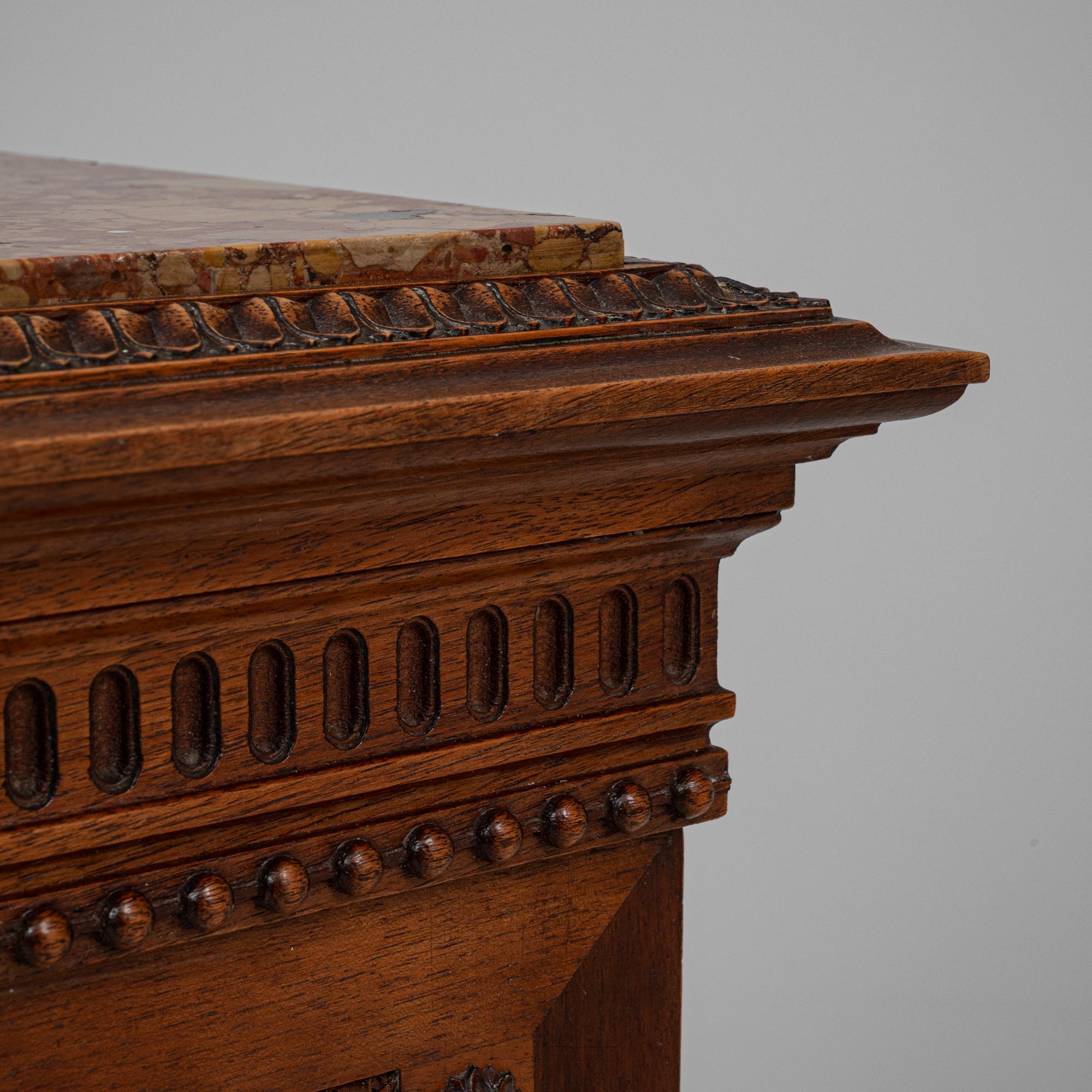 Französische Holzvitrine aus dem 19. Jahrhundert im Angebot 5