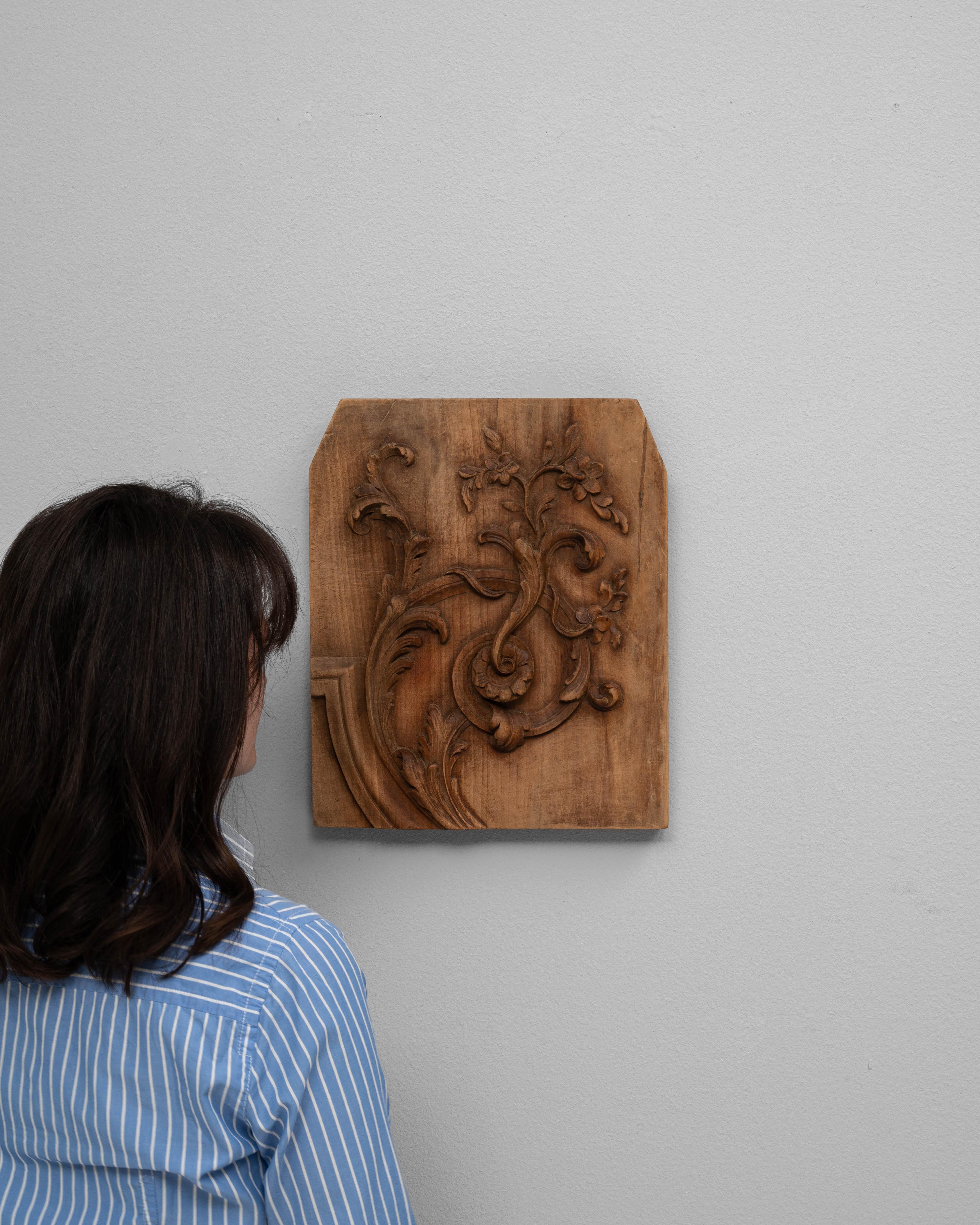 Français Décoration murale en bois français du 19e siècle en vente