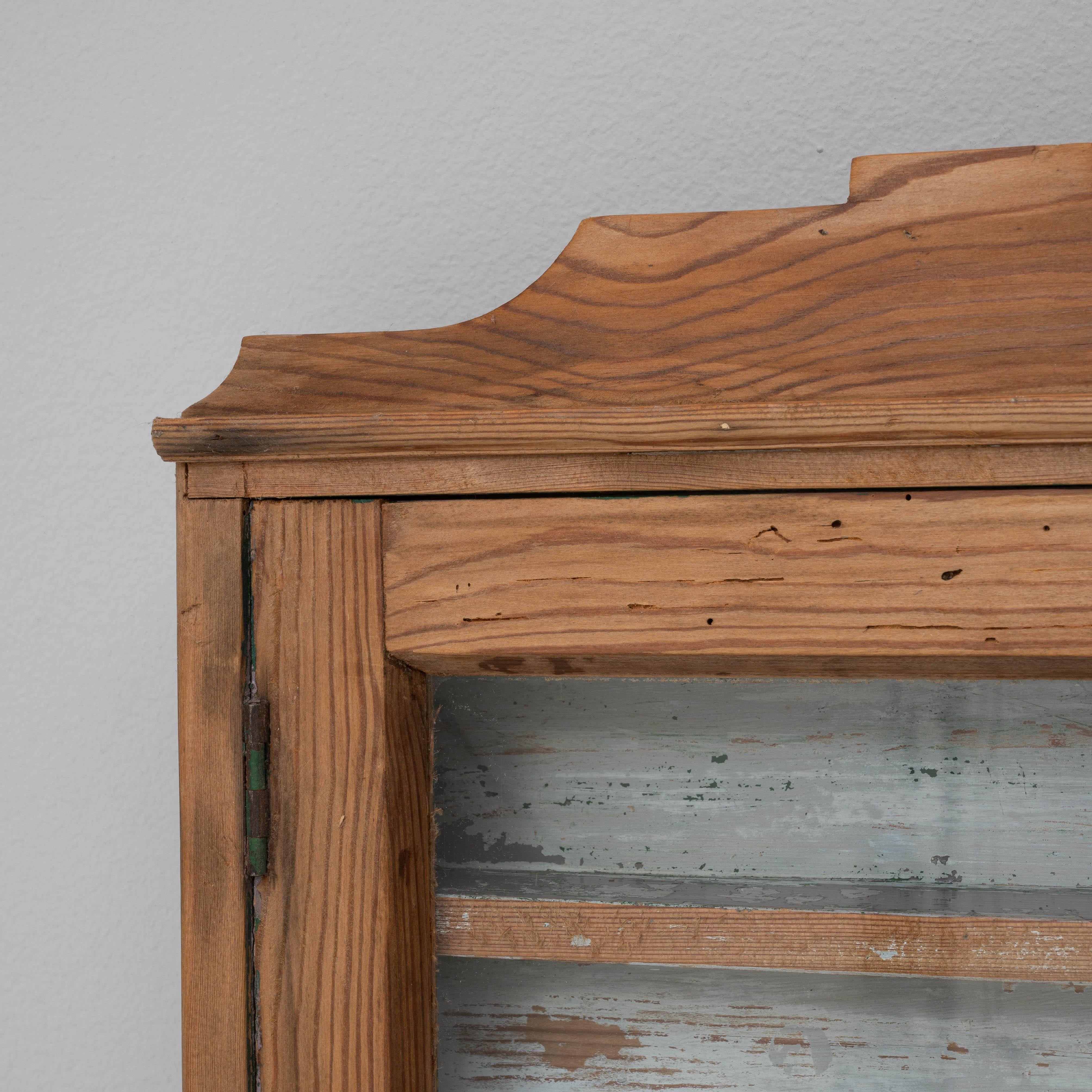 19th Century French Wooden Wall Vitrine For Sale 6