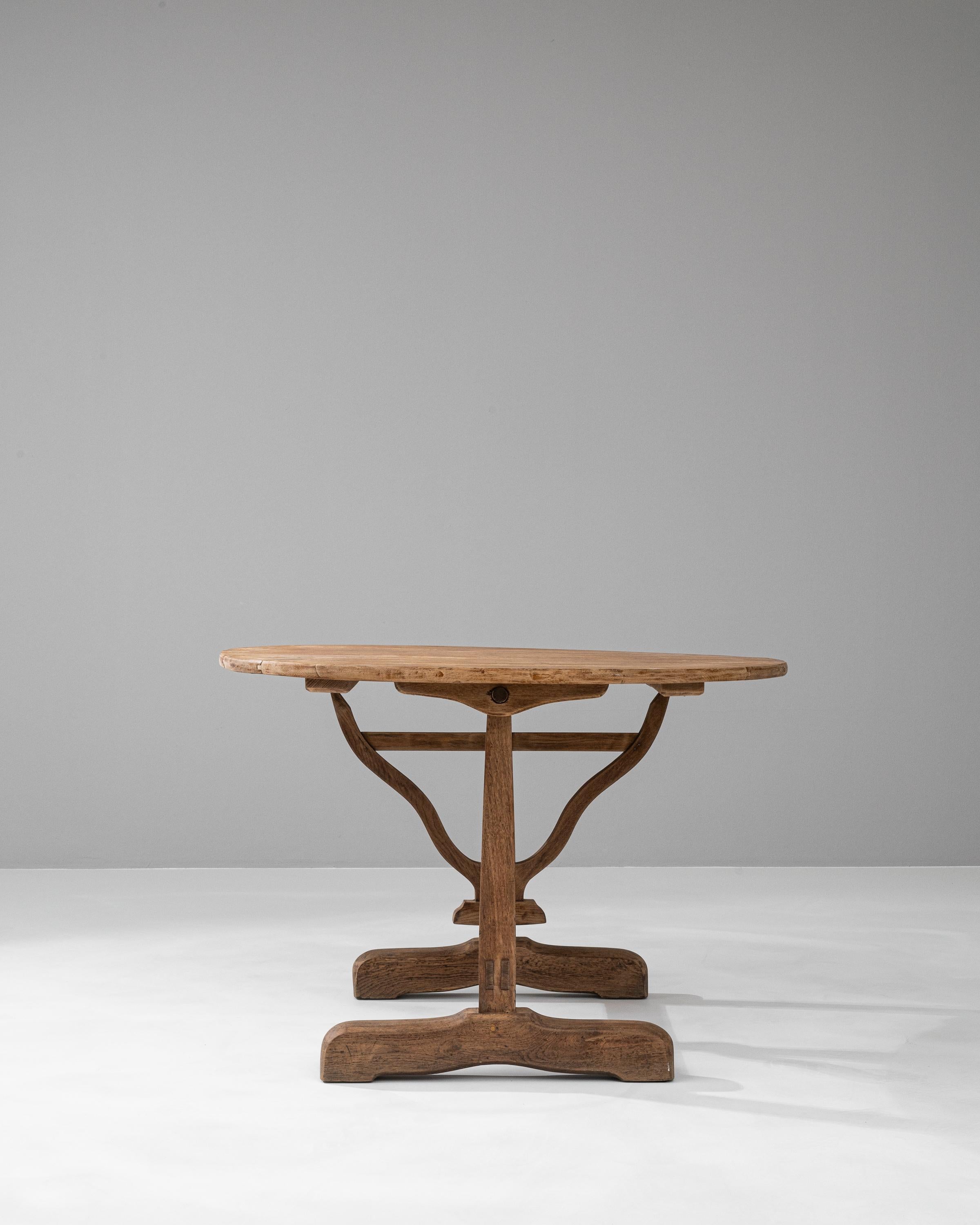Französischer Wein-Tisch aus Holz aus dem 19. Jahrhundert im Angebot 10
