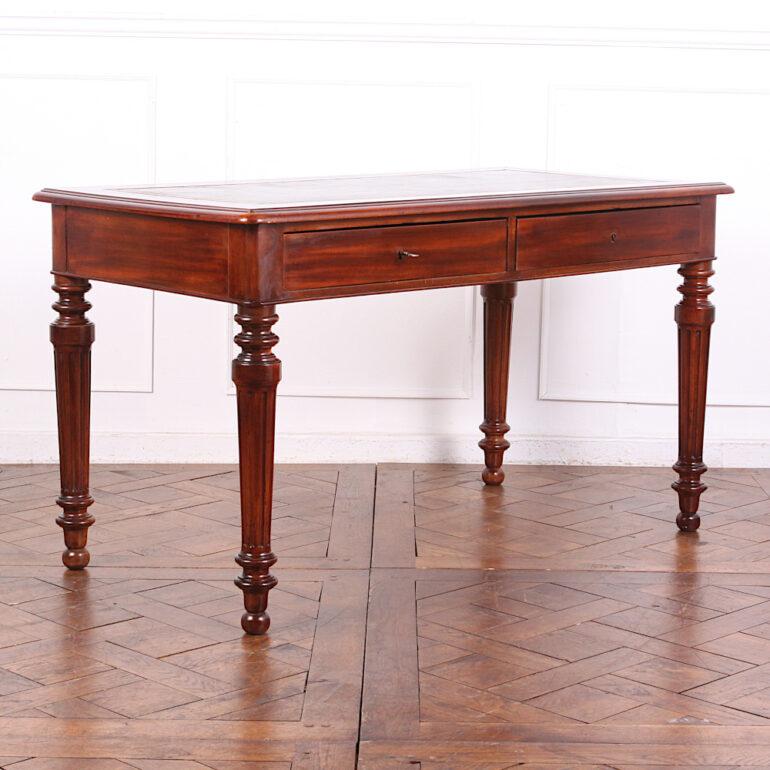 19th Century French Writing Table or Desk in Mahogany 1