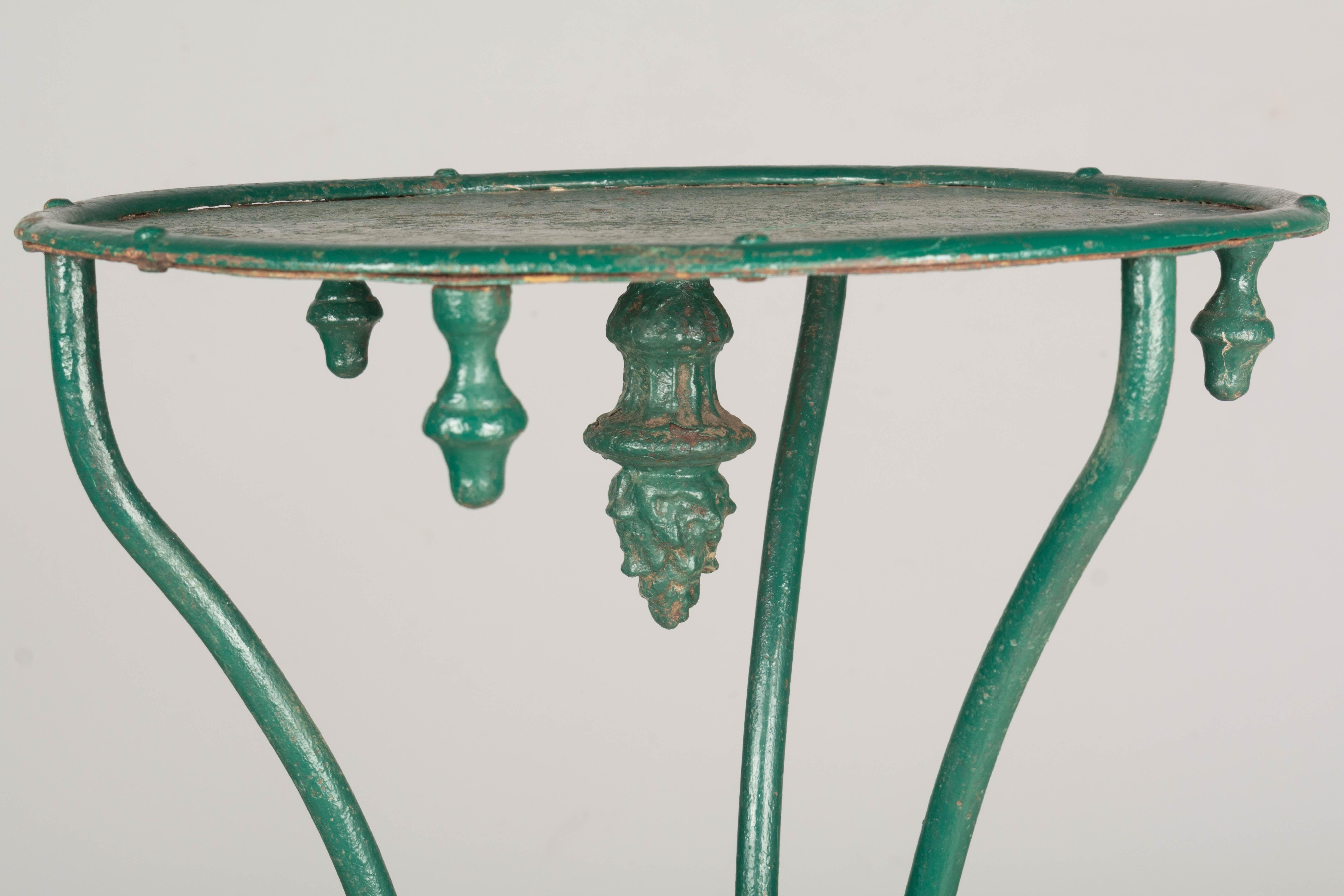 19th Century French Wrought Iron Garden Pedestal For Sale 7