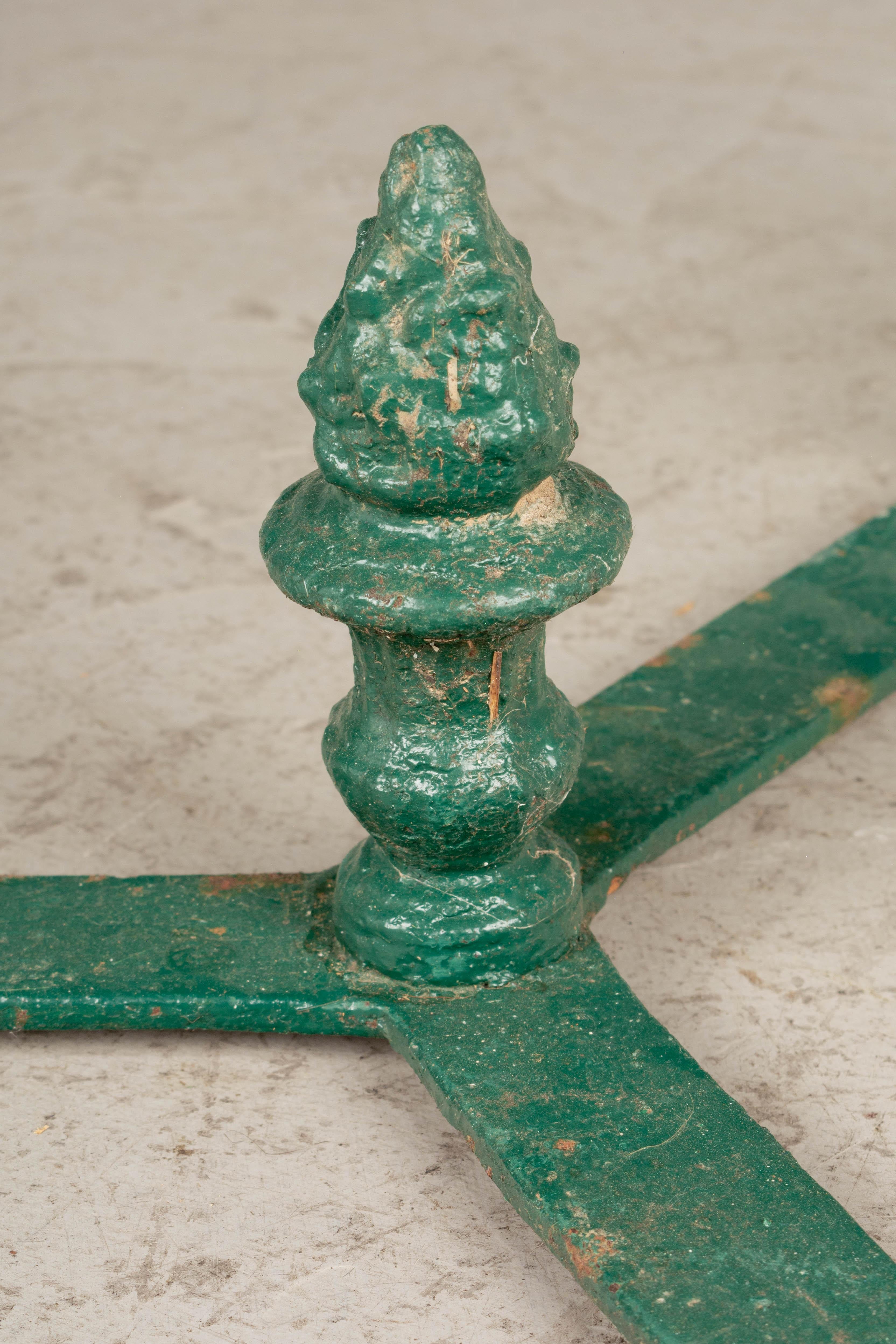 19th Century French Wrought Iron Garden Pedestal For Sale 8