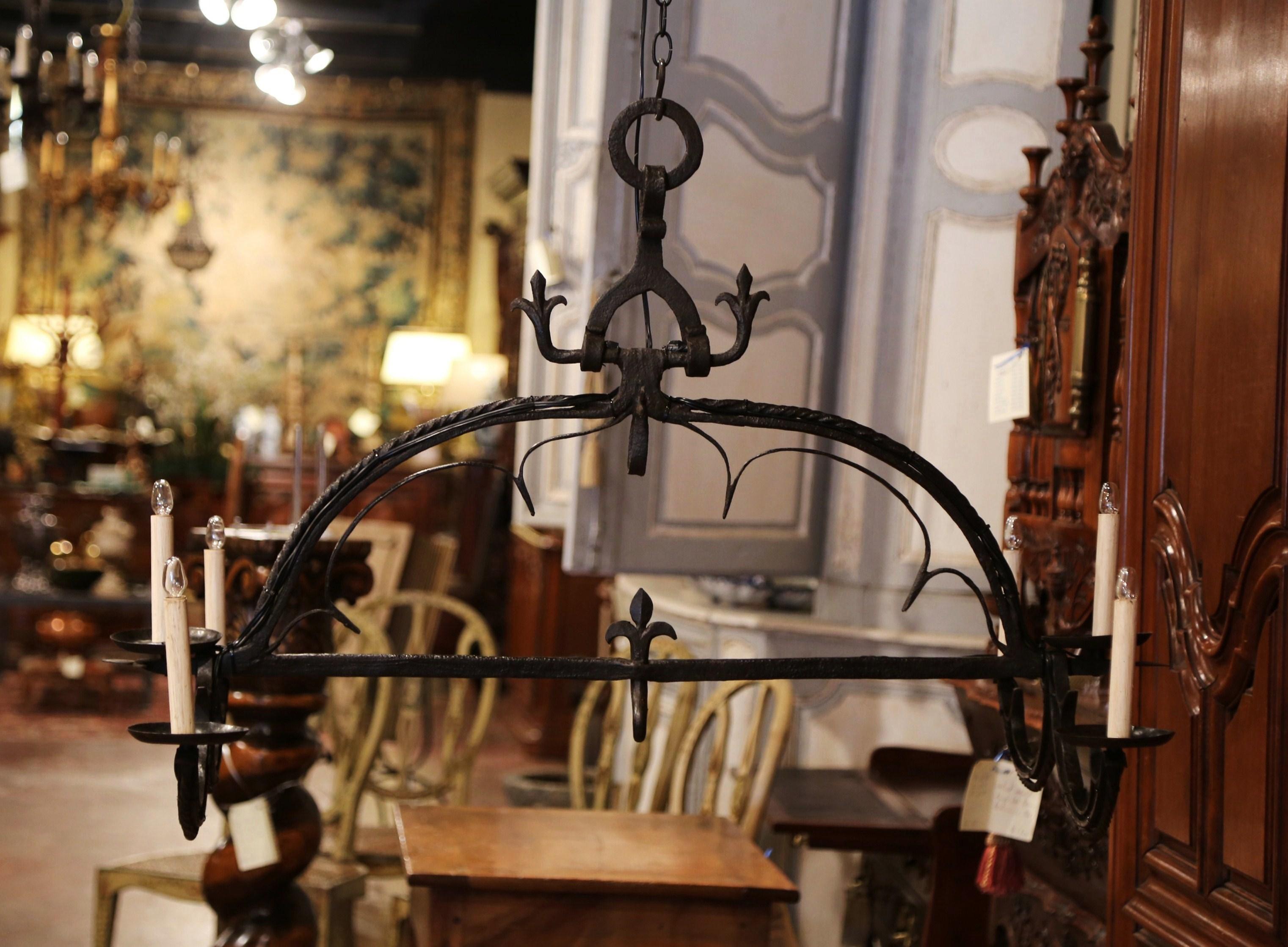 19th Century French Wrought Iron Island Six-Light Chandelier with Fleur-de-Lys In Excellent Condition In Dallas, TX