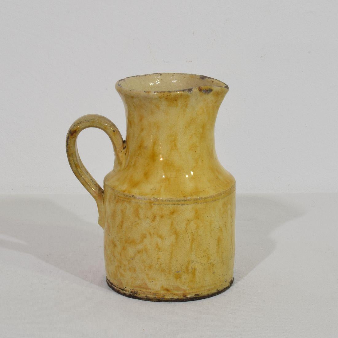 19th Century, French Yellow Glazed Earthenware Water Jug For Sale 2