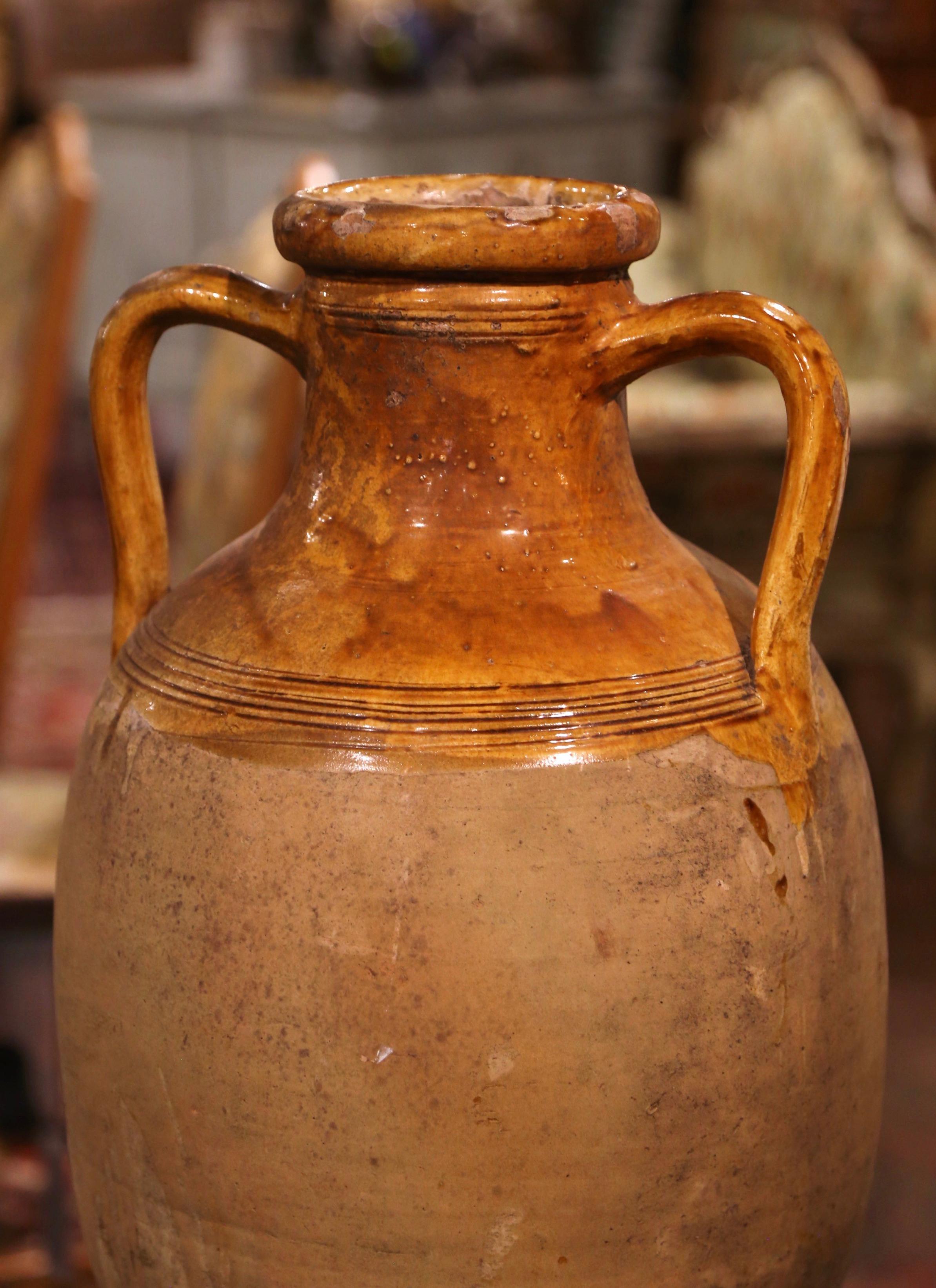 19th Century French Yellow Glazed Terracotta Olive Oil Urn from Provence In Excellent Condition In Dallas, TX