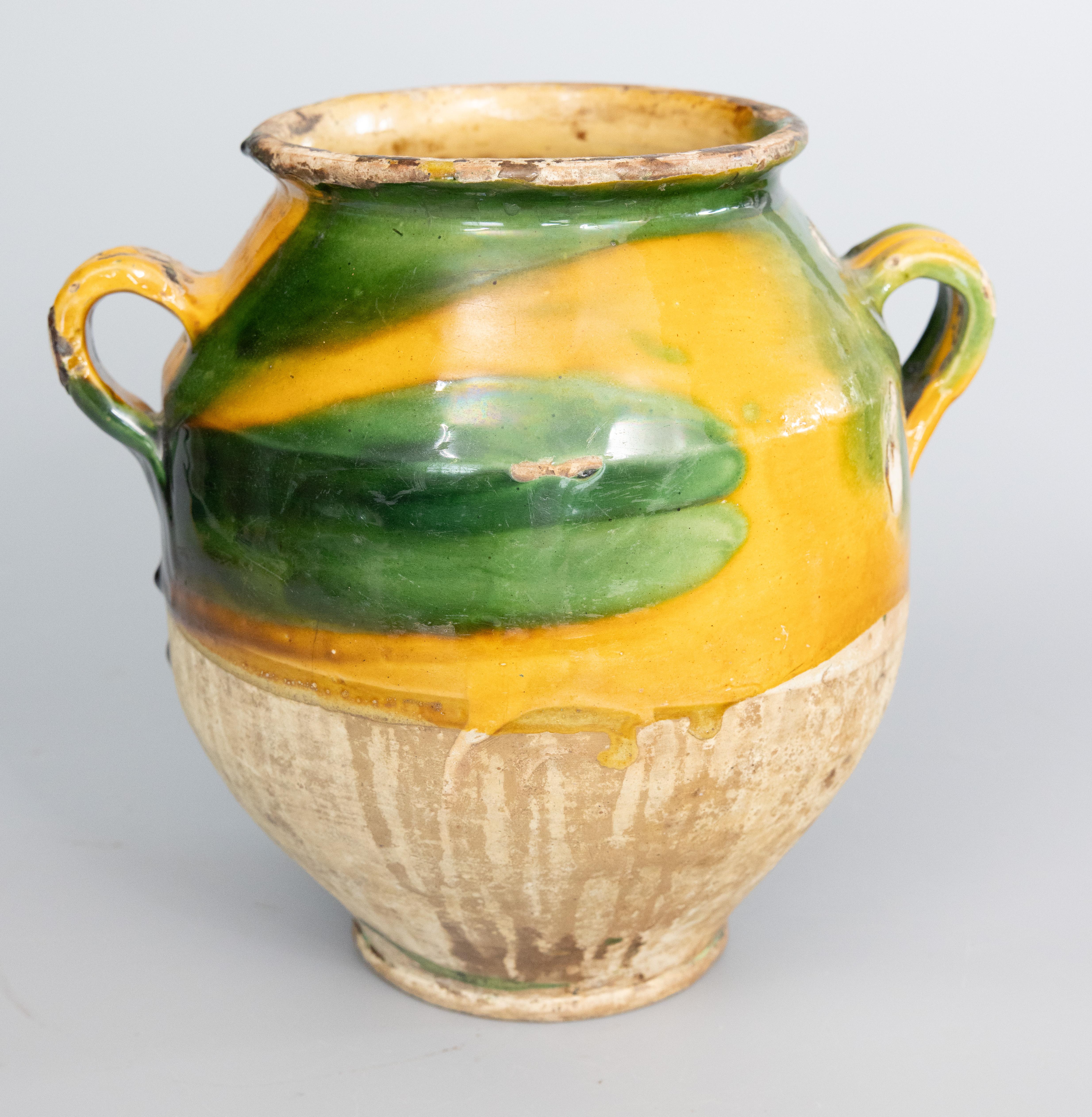 Pentola francese del XIX secolo con smalto giallo e verde a spirale in vendita 5