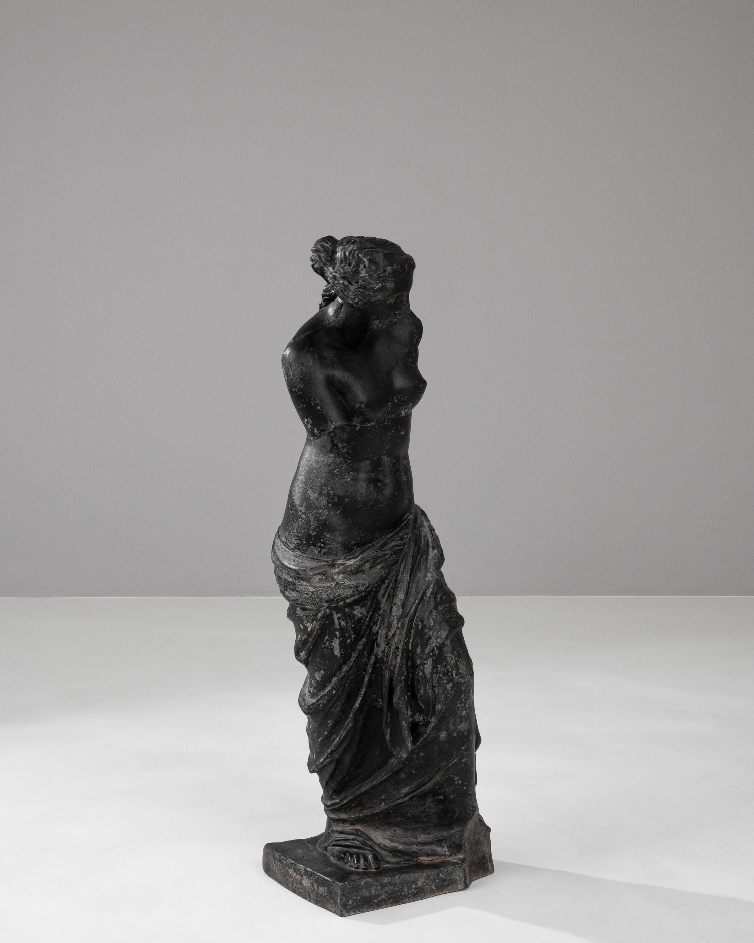 19th Century French ZnAl Sculpture Of Diana 3