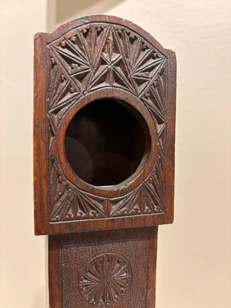 Orologio in miniatura dei nonni in legno di Oak Oak del 19° secolo in vendita 4