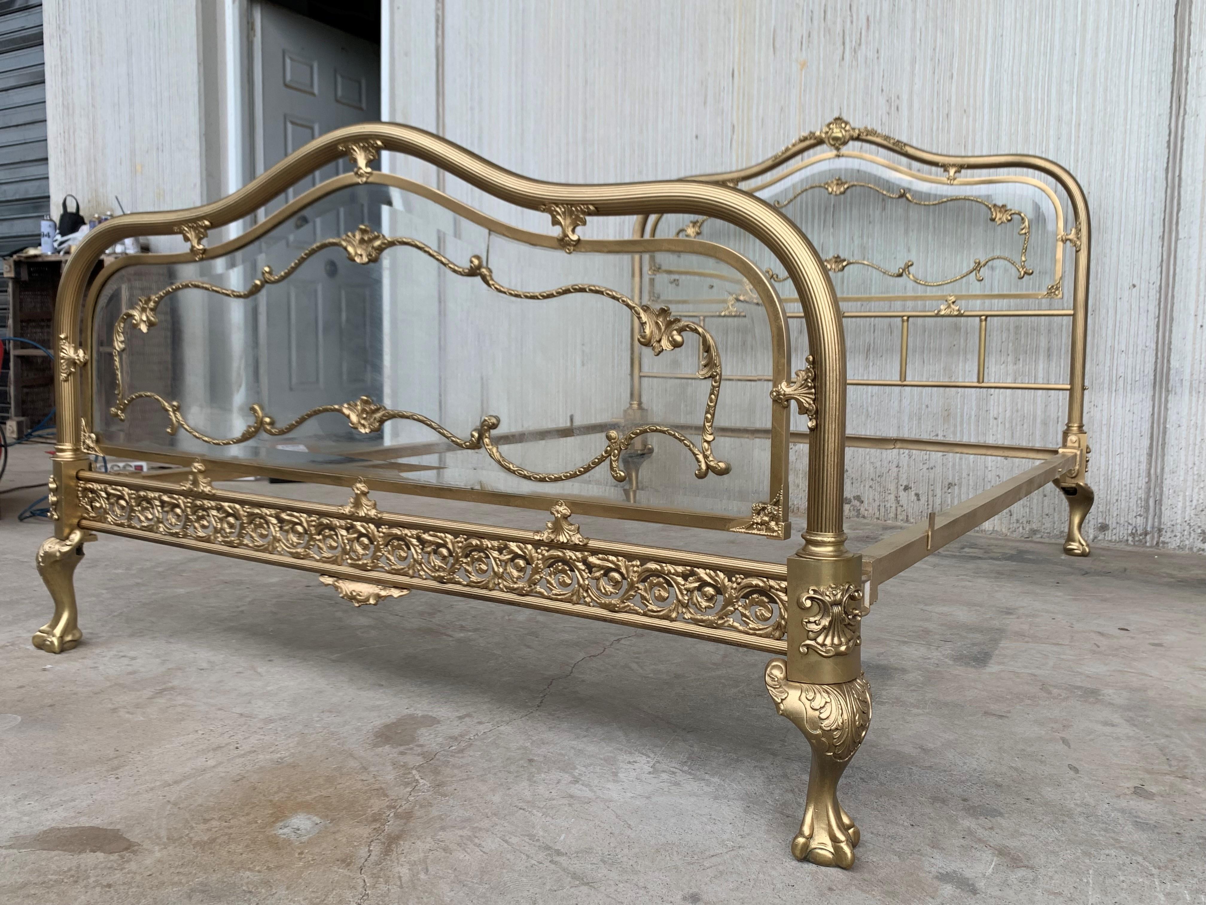 19th Century Full Bedroom French Belle Époque Bronze Iron Brass and Glass 10