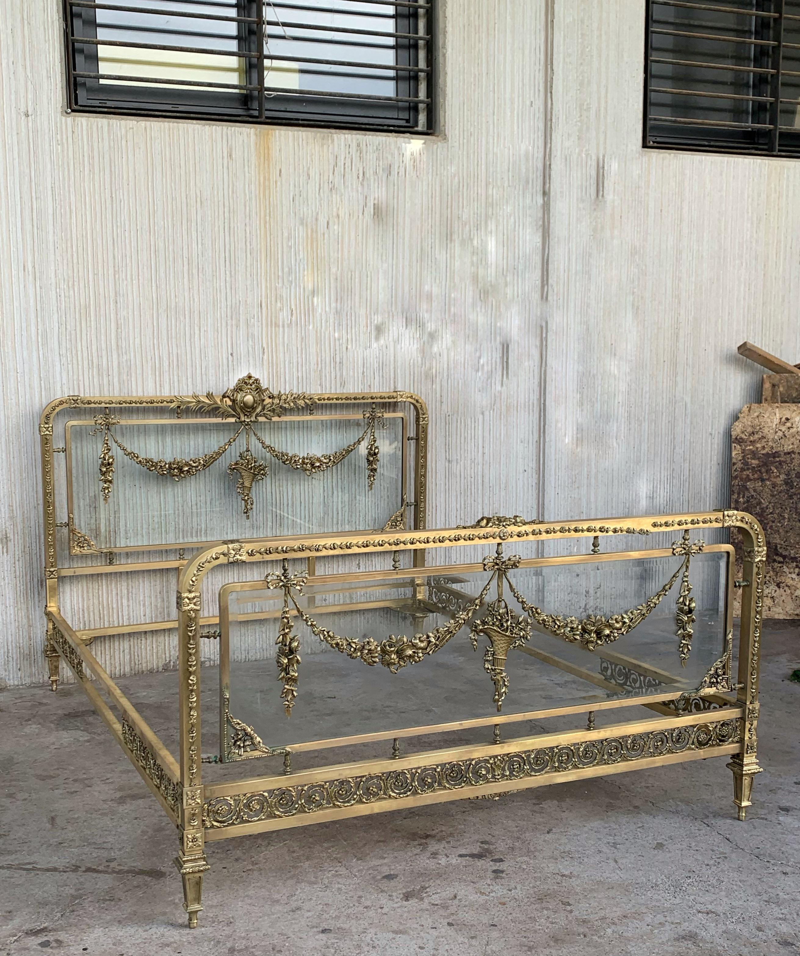 Beautiful and impressive 19th century full bed
French Belle Époque bronze, iron, brass and glass in the headboard and nightstands (not included in the listing)

You can change the bed slats for adapt it a queen bed.