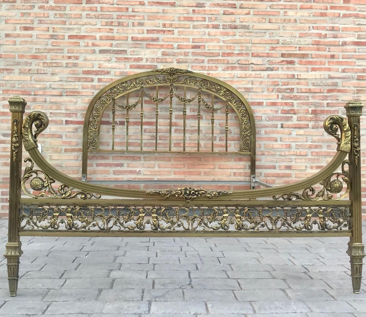 19th Century Full Bedroom French Belle Époque Bronze Iron Brass and Glass In Good Condition In Miami, FL