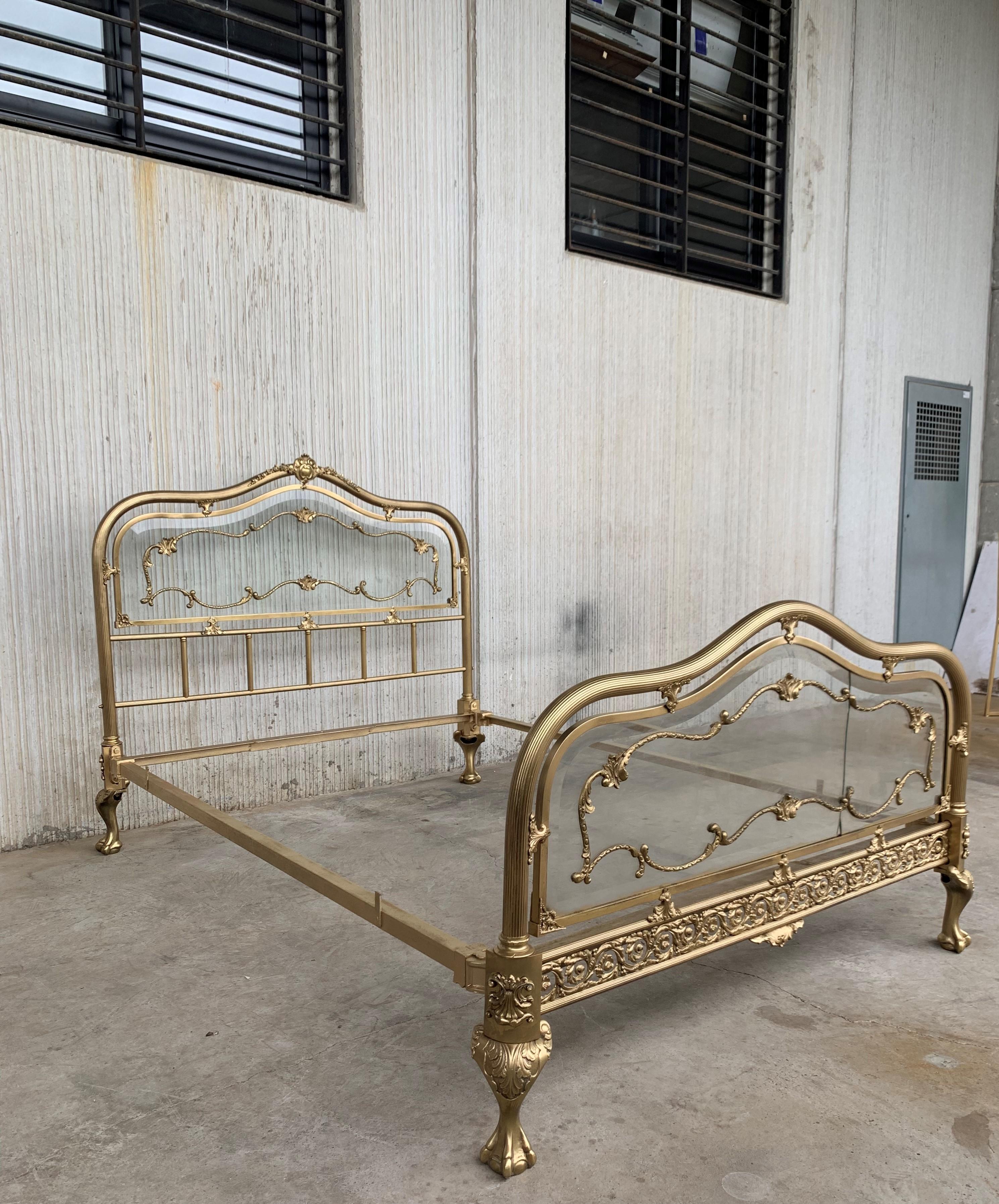 19th Century Full Bedroom French Belle Époque Bronze Iron Brass and Glass 6