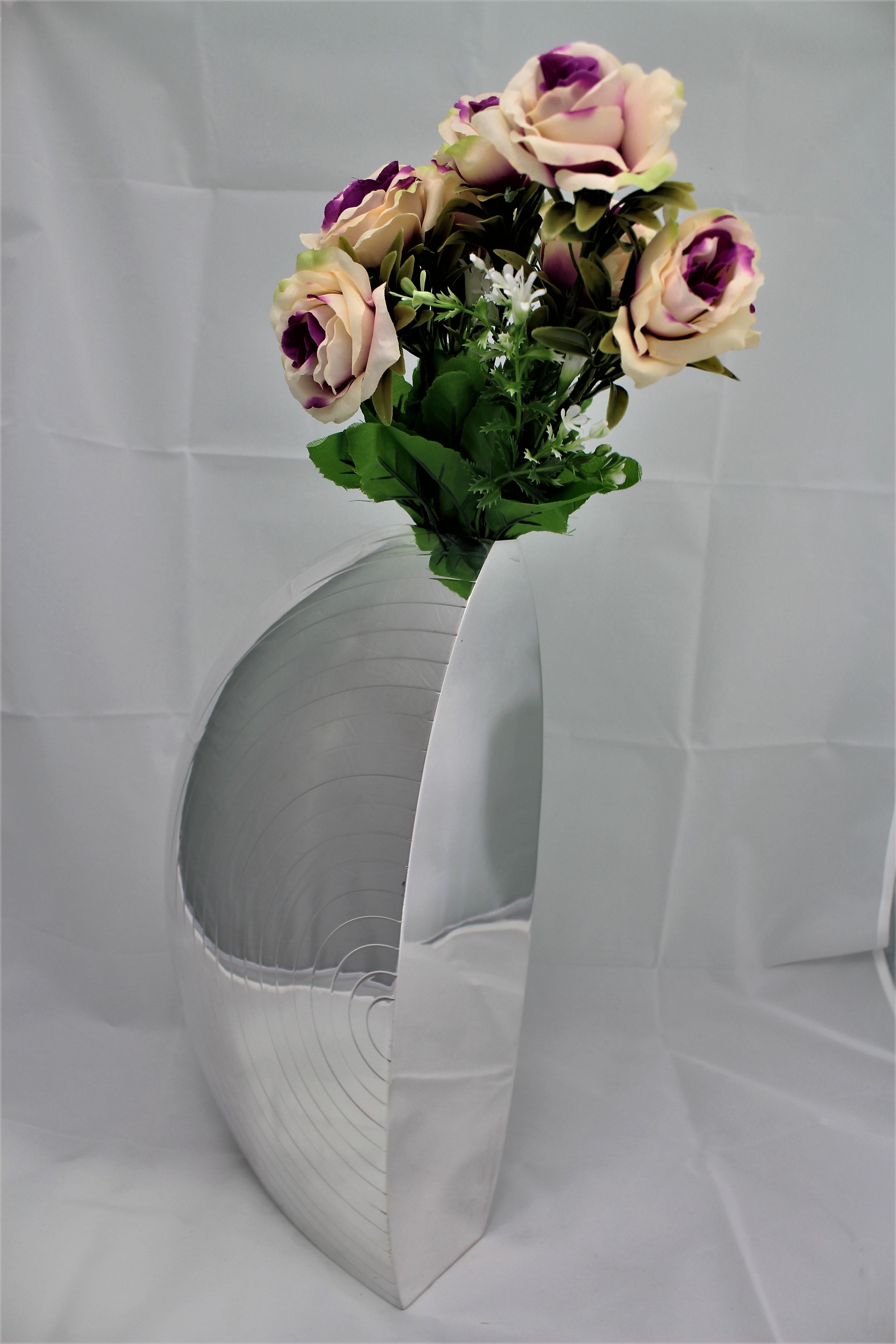 20th Century Futurist Silver Sail Flower Vase by Luigi Diani Milan Italy, 1920s For Sale 3