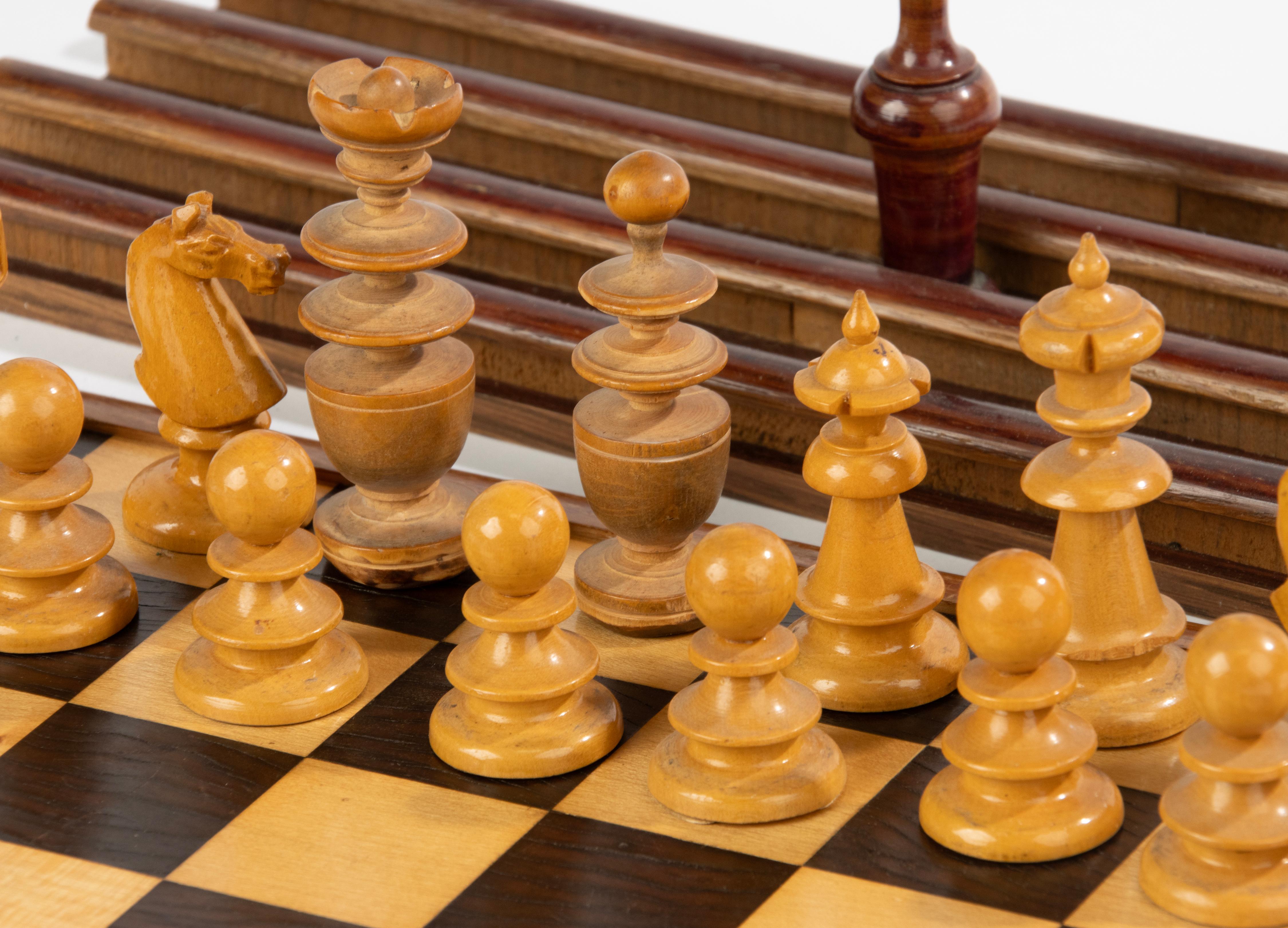 19th Century Game Box - Oak - Chess and Checkers - Dominoes For Sale 4
