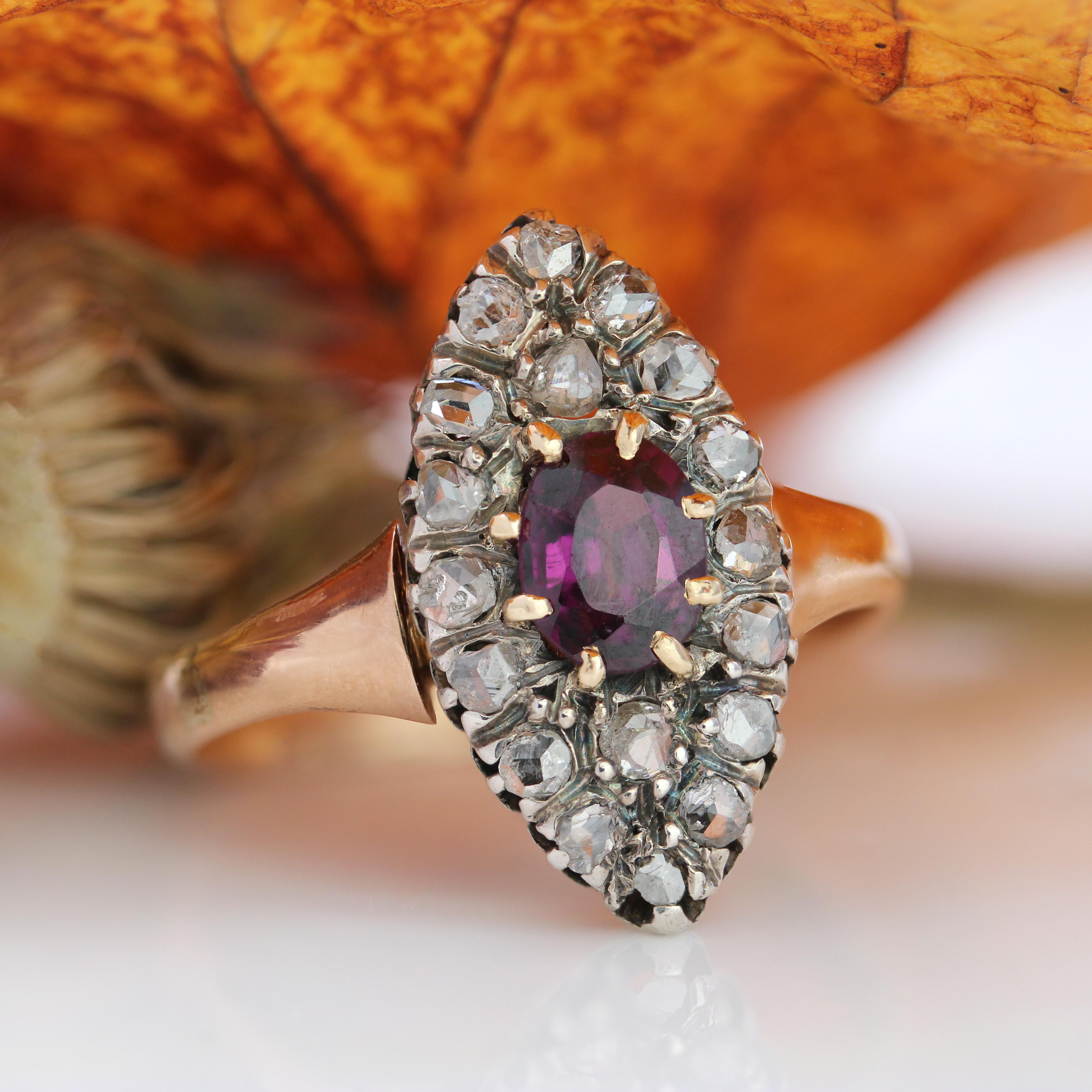 Anello Marquise in oro rosa 18 carati con diamanti e granato del XIX secolo in vendita 4