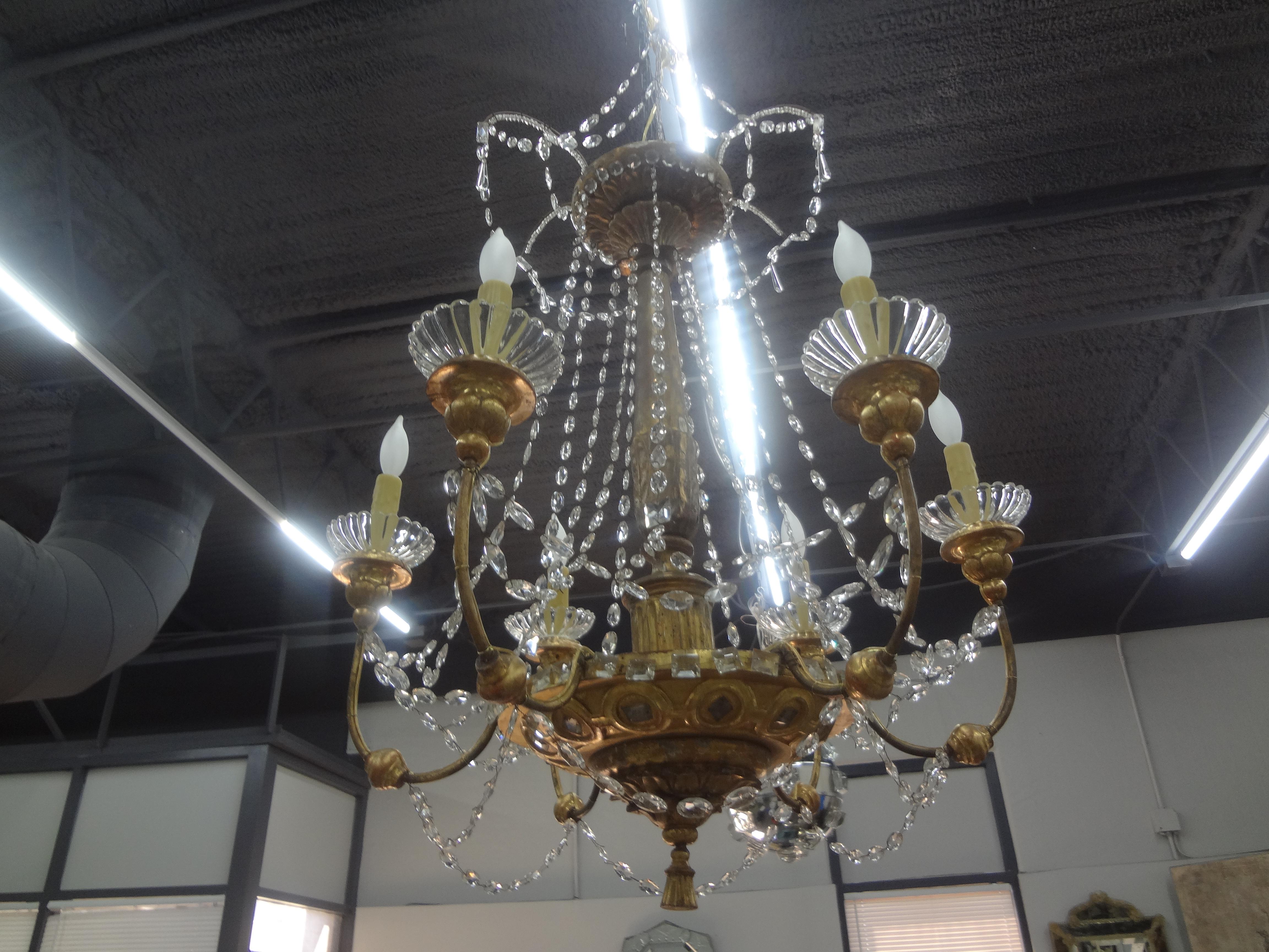 Cristal Lustre génois en bois doré et cristal du 19e siècle en vente