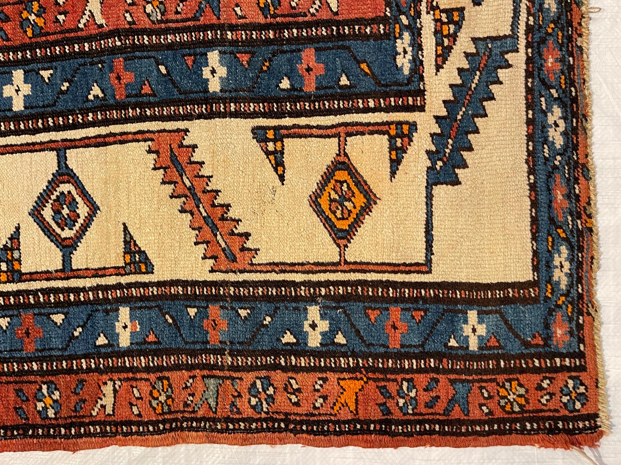 Persian 19th Century Geometric Tribal Serapi Heriz Tabriz Rug For Sale