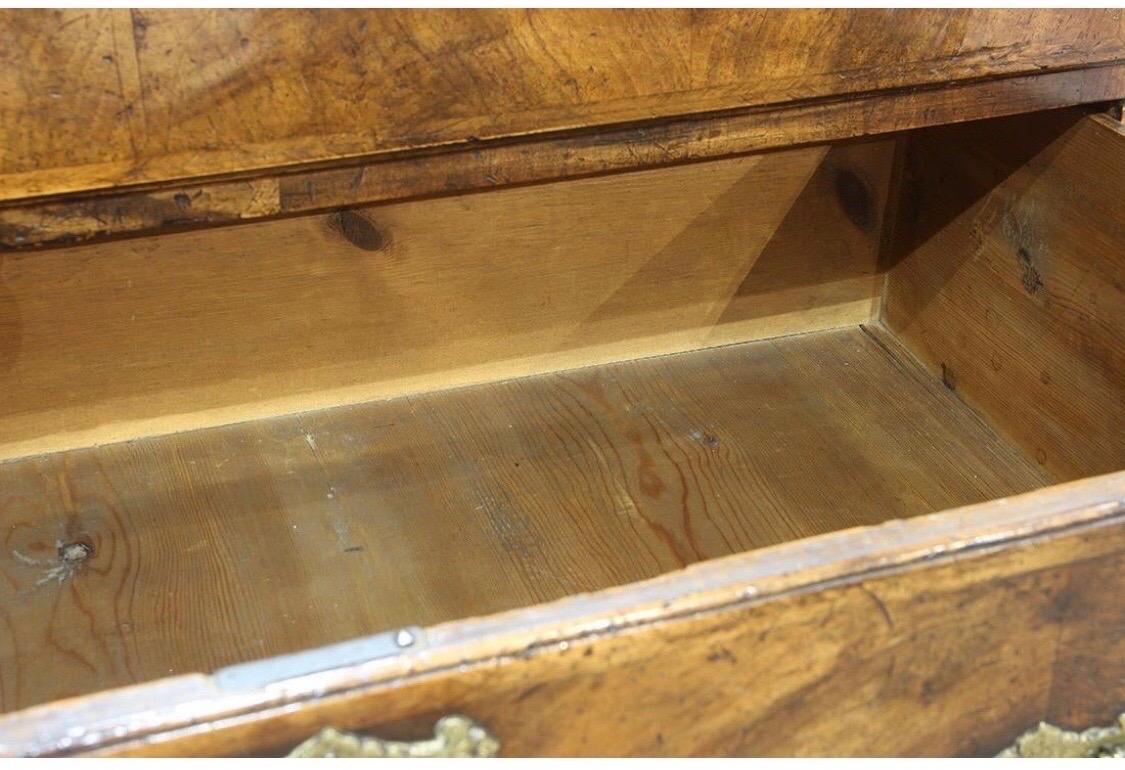 19th Century George 1 Style Walnut Chest on Chest In Good Condition In Charleston, SC