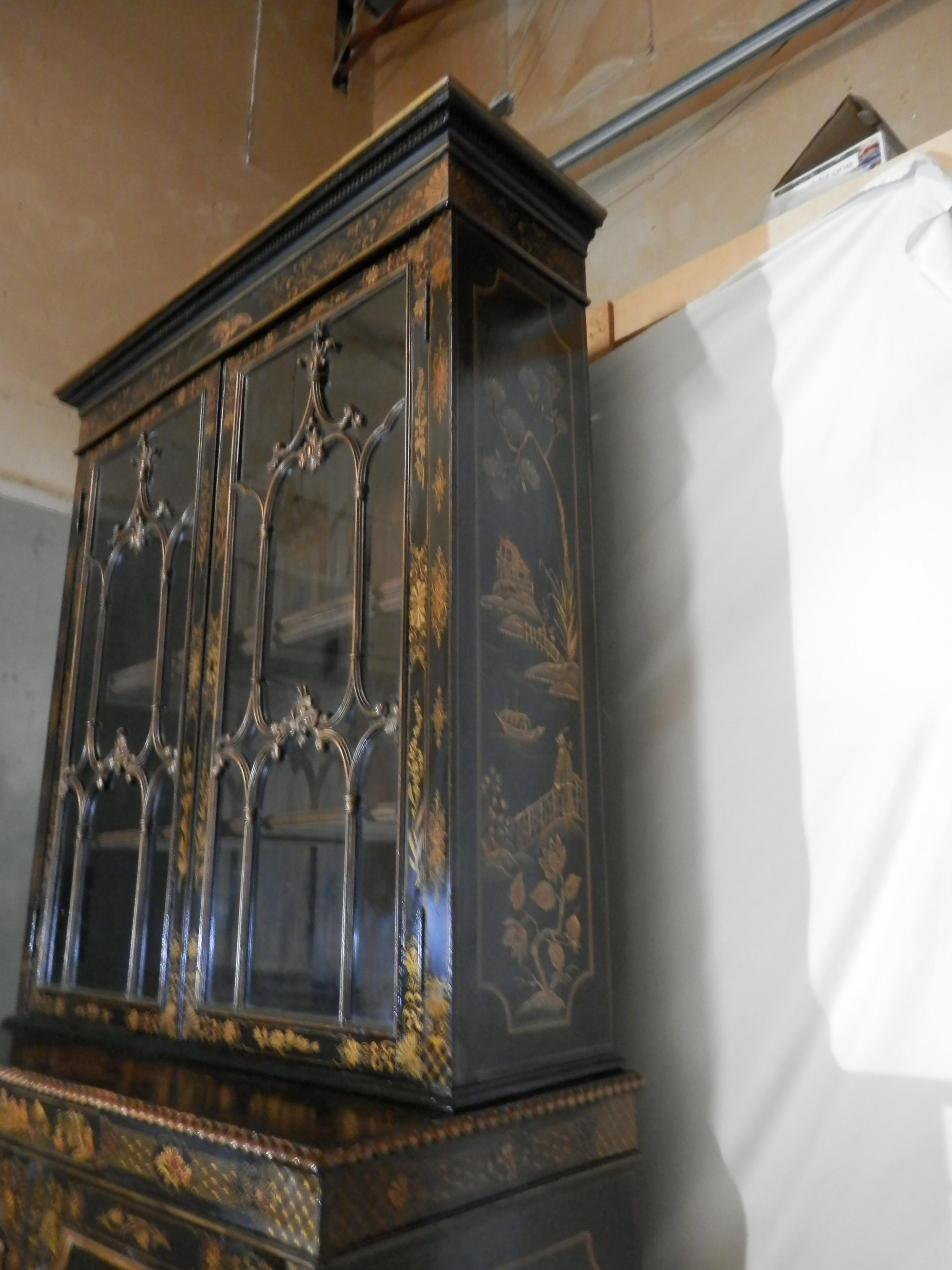 19th Century George 111 Period Chinoiserie Black Lacquered Viewing Cabinet 1