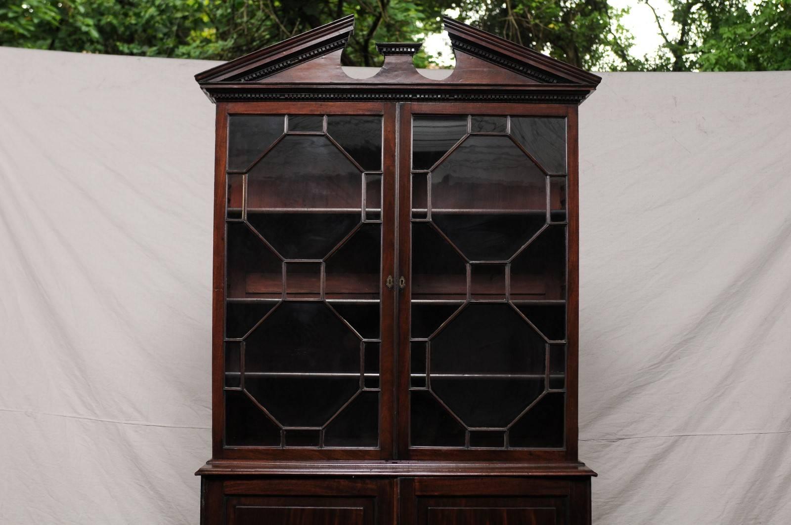 19th century George II mahogany bookcase cabinet.