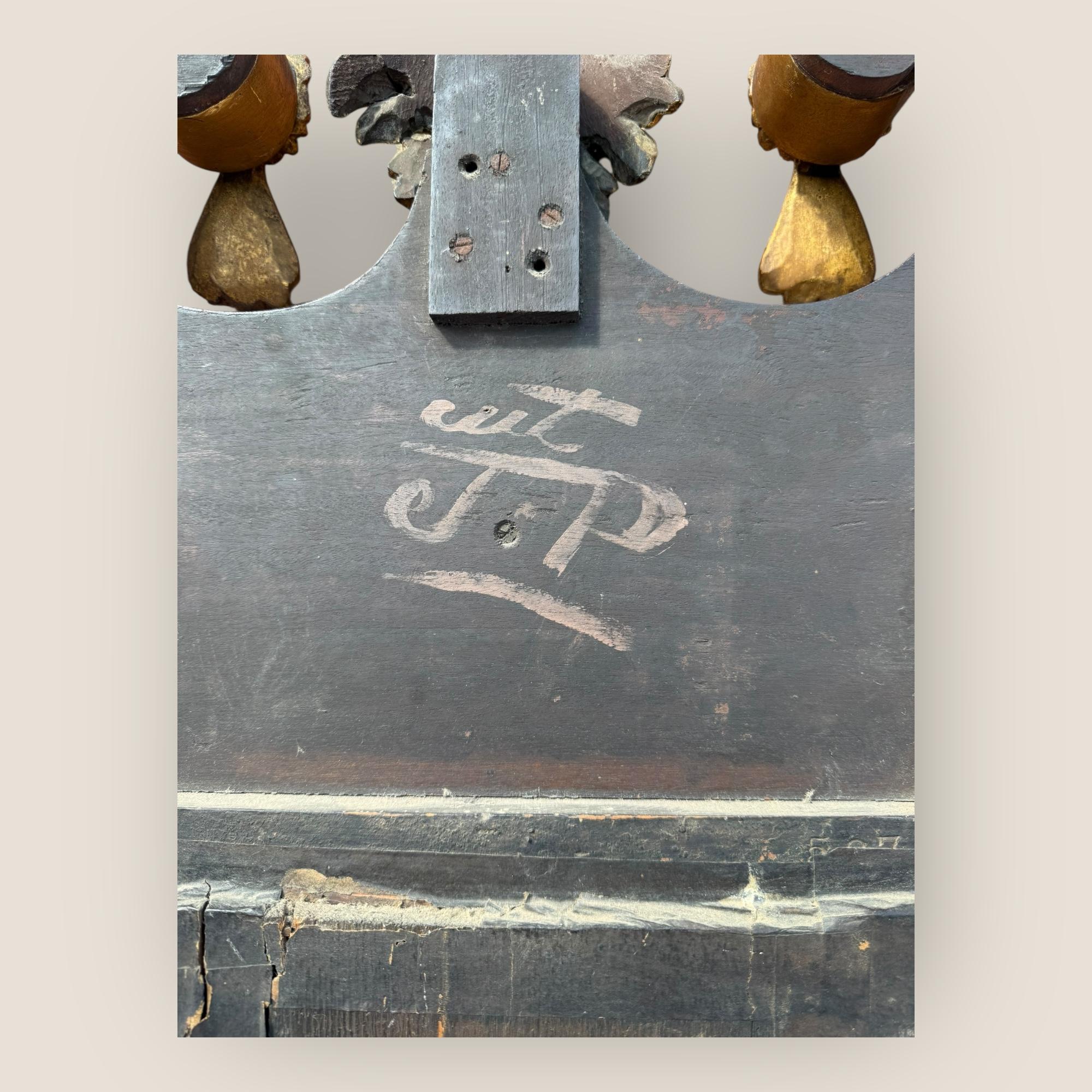 Specchio da parete in stile Giorgio II del XIX secolo, dorato e in mogano in vendita 4