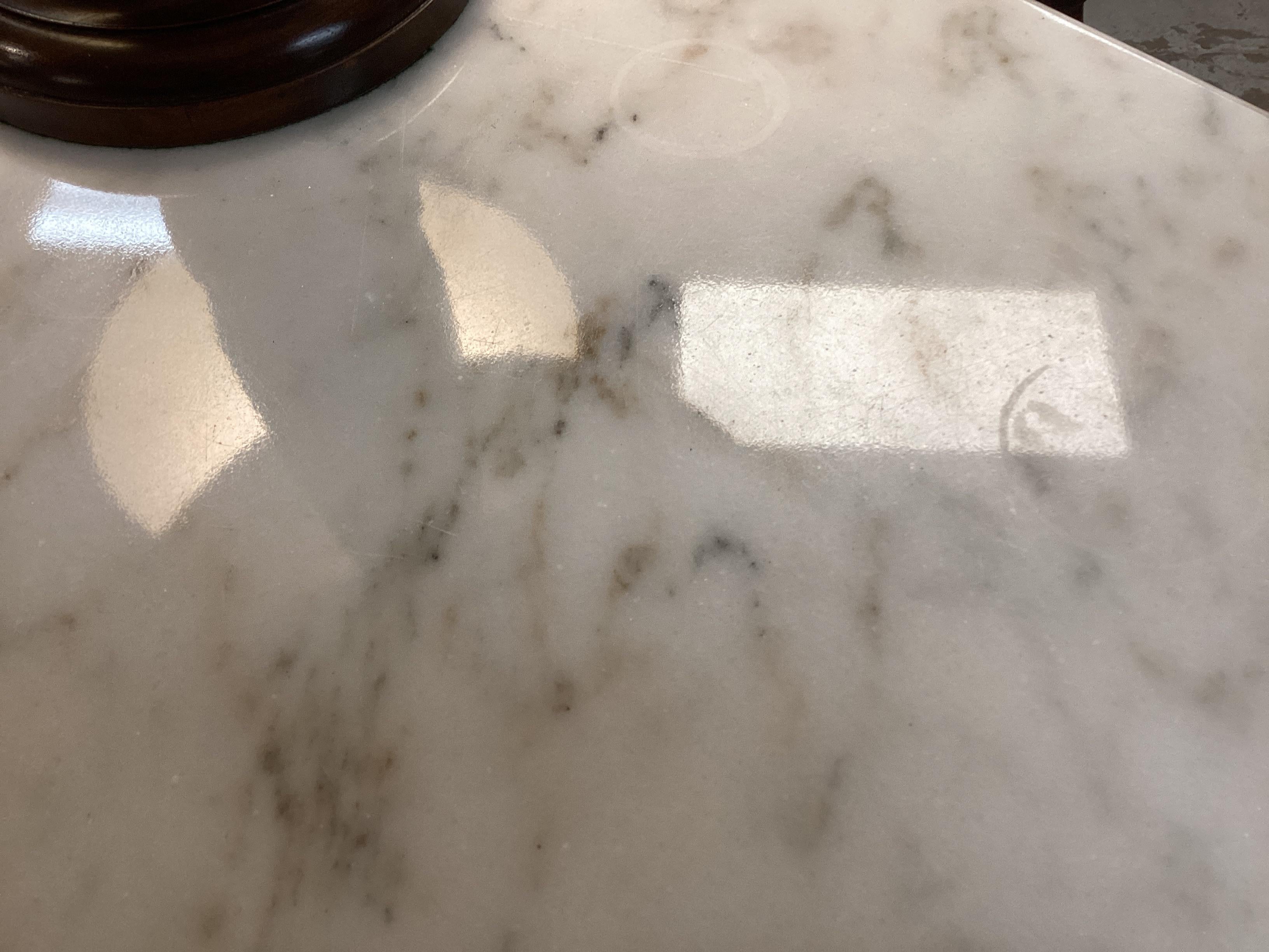 Table George II du 19ème siècle avec plateau en marbre en vente 10