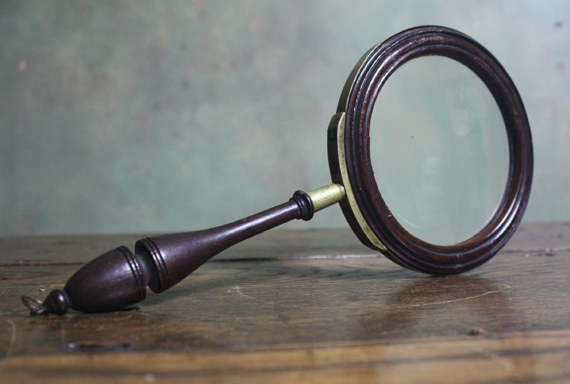connoisseur loupe
