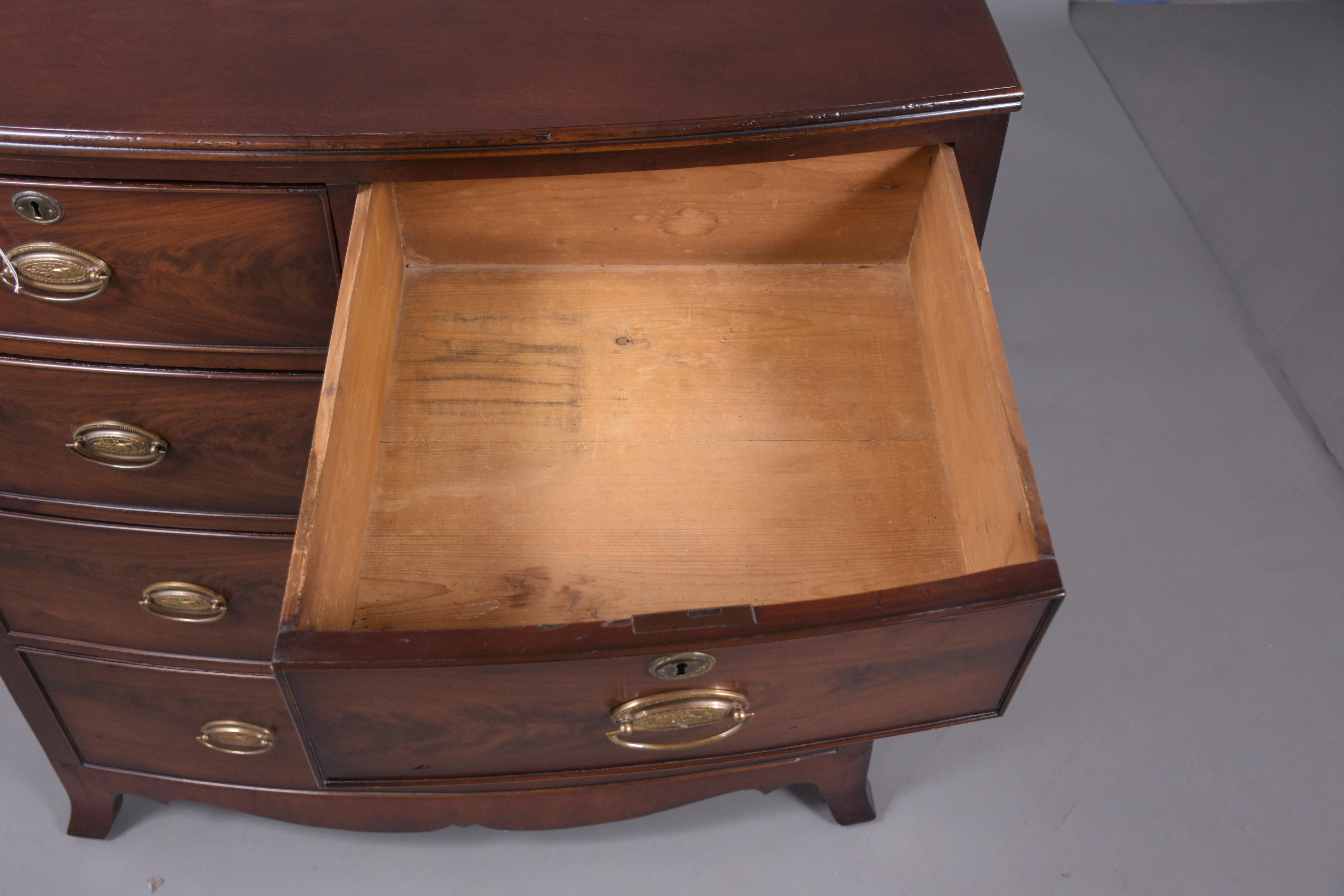 19th Century George III Mahogany Dresser with Flemish Veneers and Brass Details For Sale 6