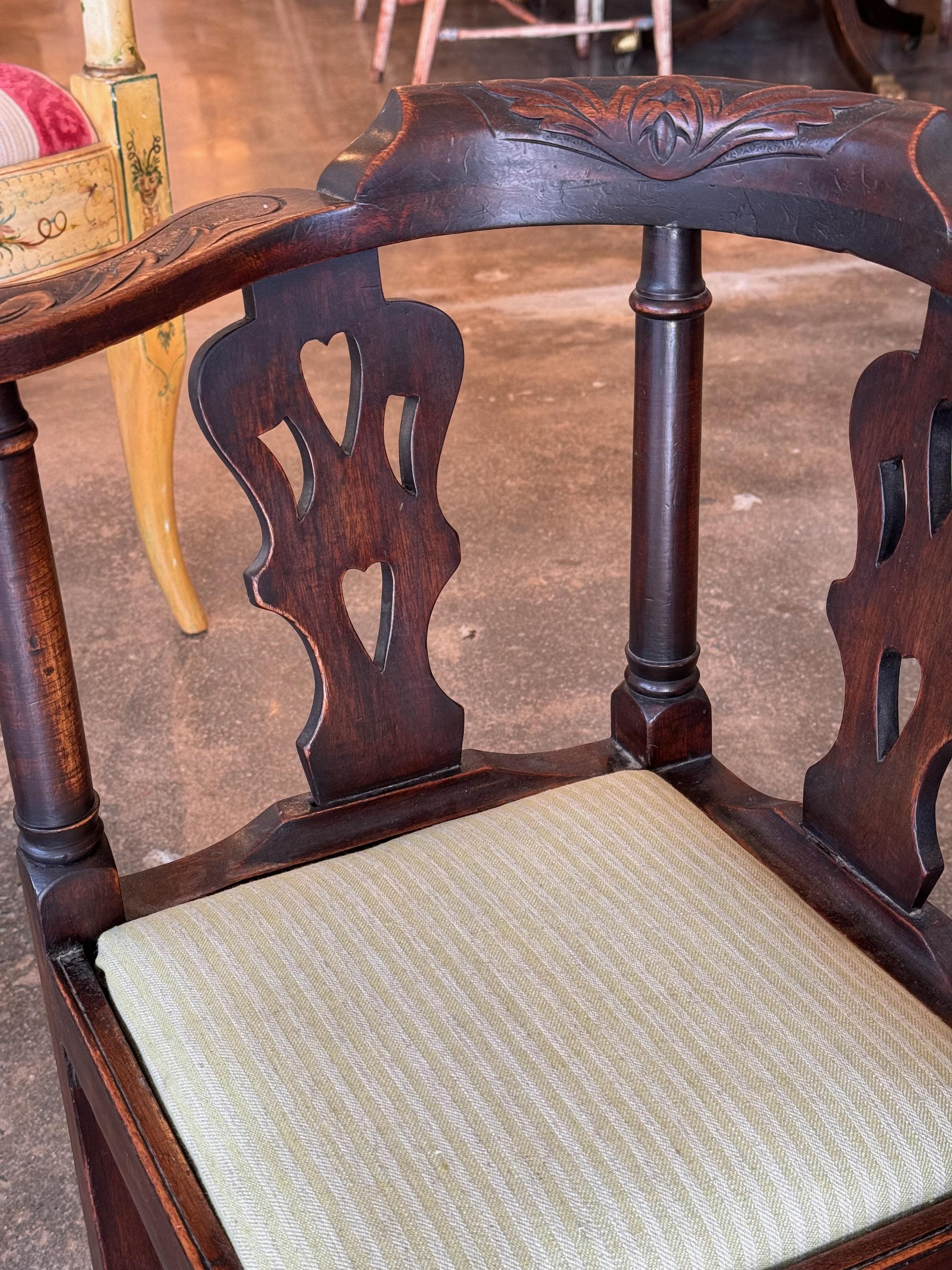 19th Century George III Childs Corner Chair For Sale 1