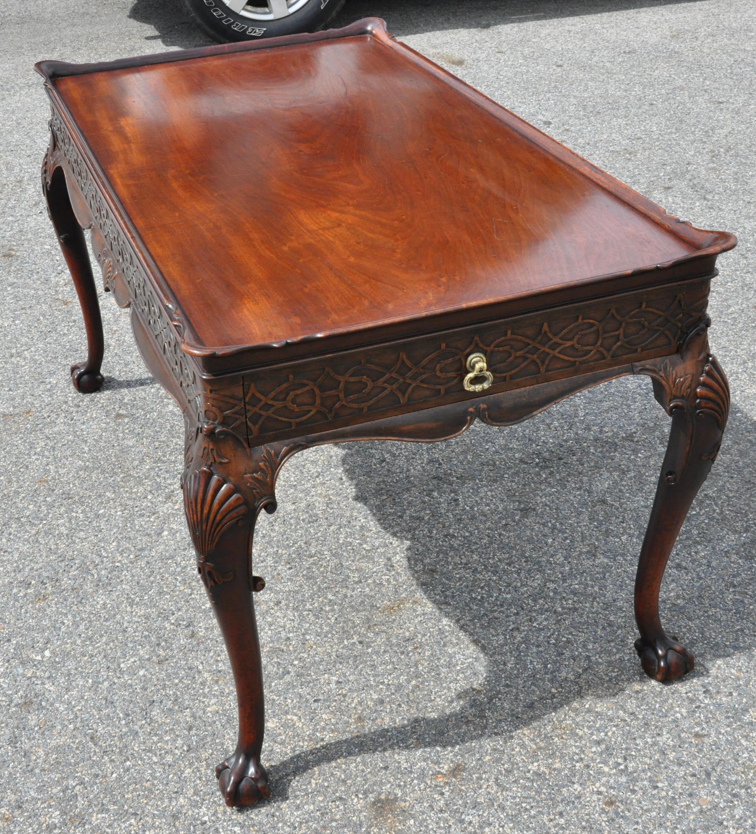19th Century George III Chippendale Serving or Breakfast Table 1