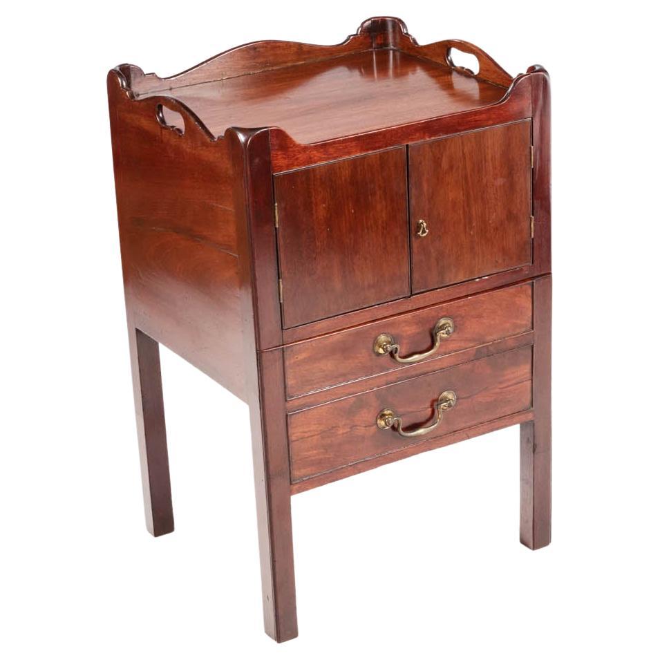 19th Century George III Commode For Sale