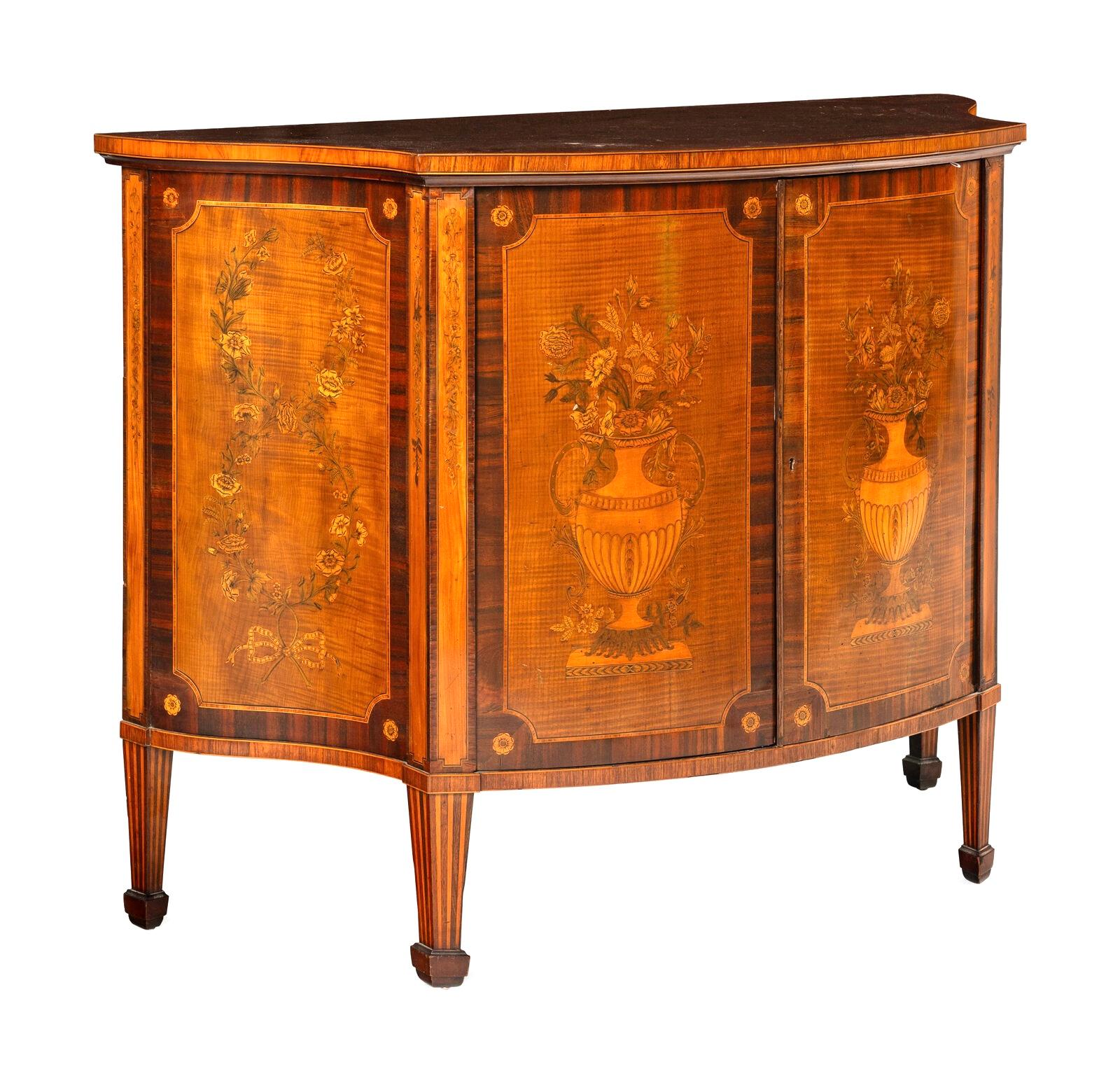 Commode en bois de lièvre et marqueterie George III du XIXe siècle en vente 2