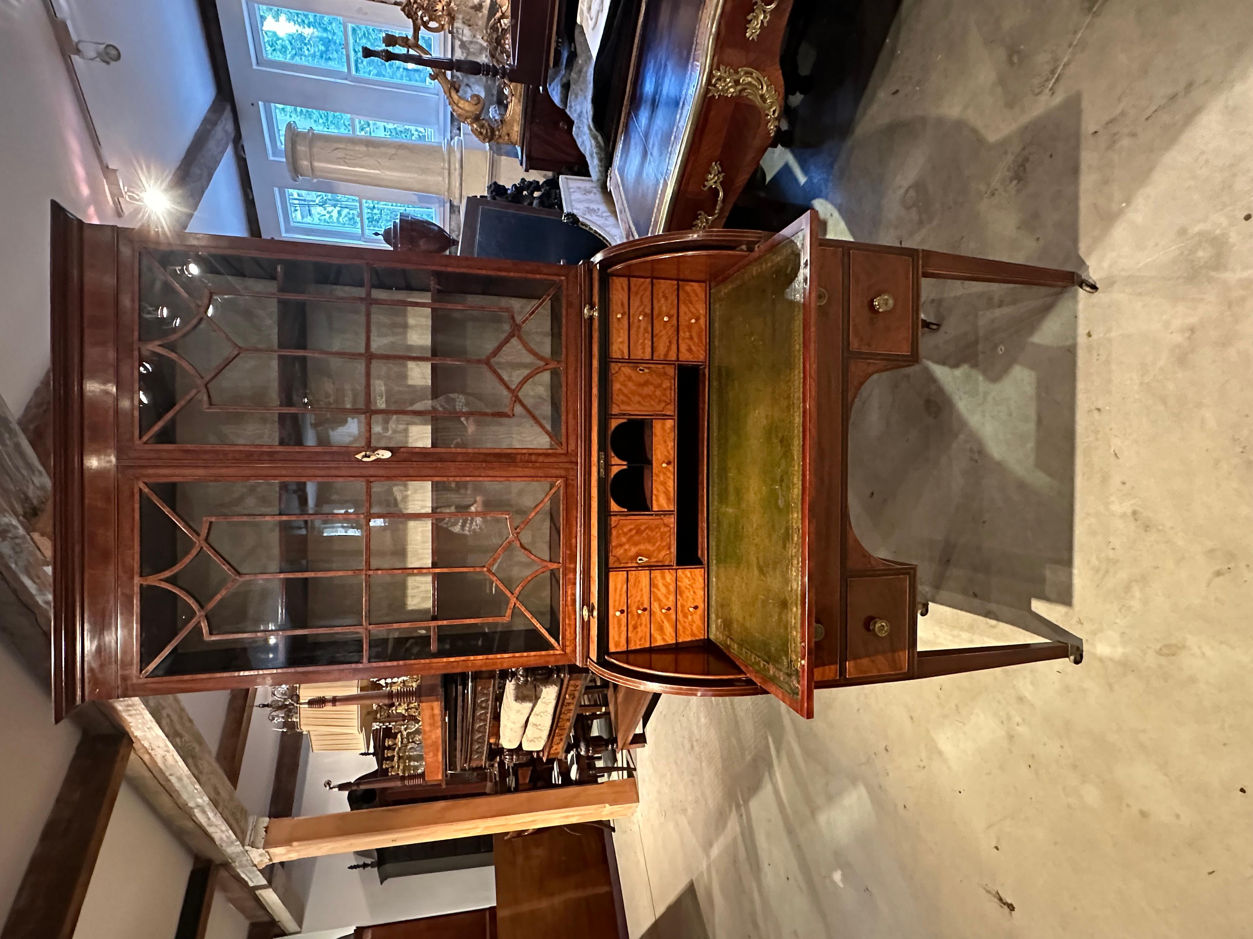 19th Century George III Hepplewhite Cylinder Top Secretary Bookcase 7