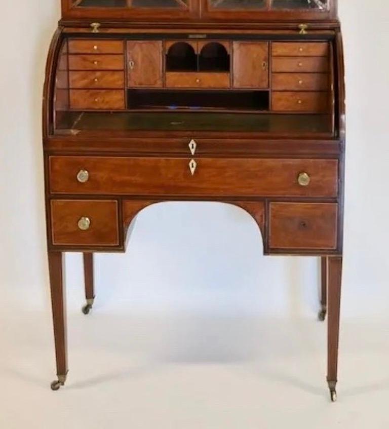 English 19th Century George III Hepplewhite Cylinder Top Secretary Bookcase For Sale