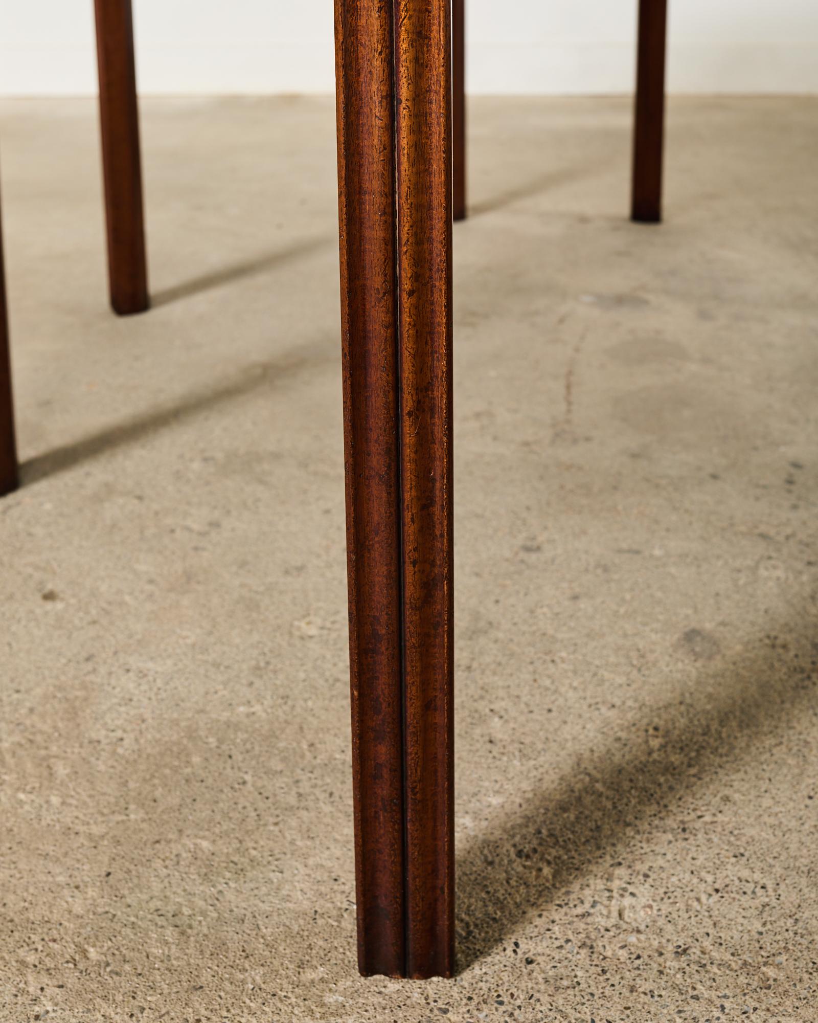 Table de salle à manger irlandaise George III du 19ème siècle en vente 11