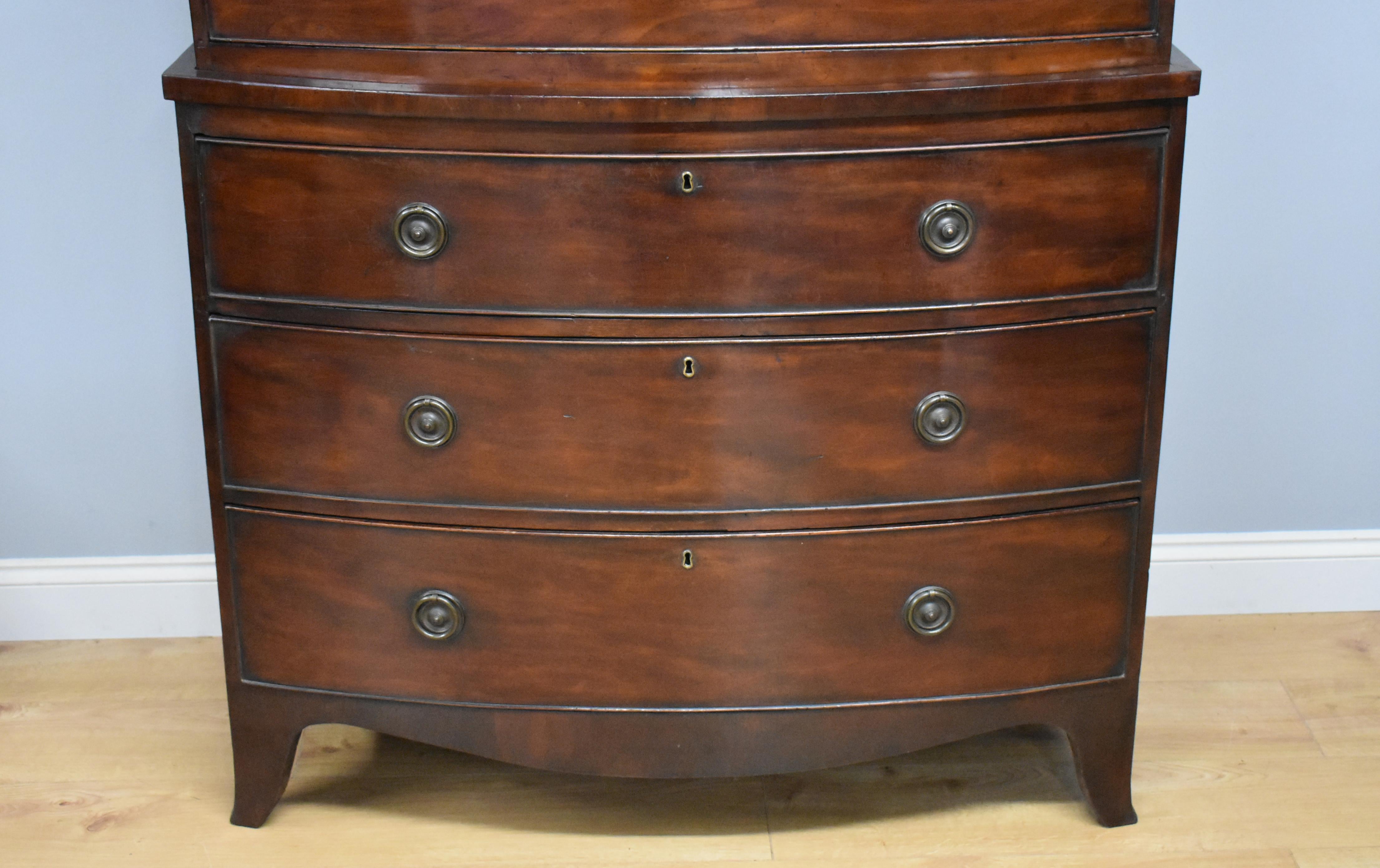 English 19th Century George III Mahogany Bow Front Chest on Chest