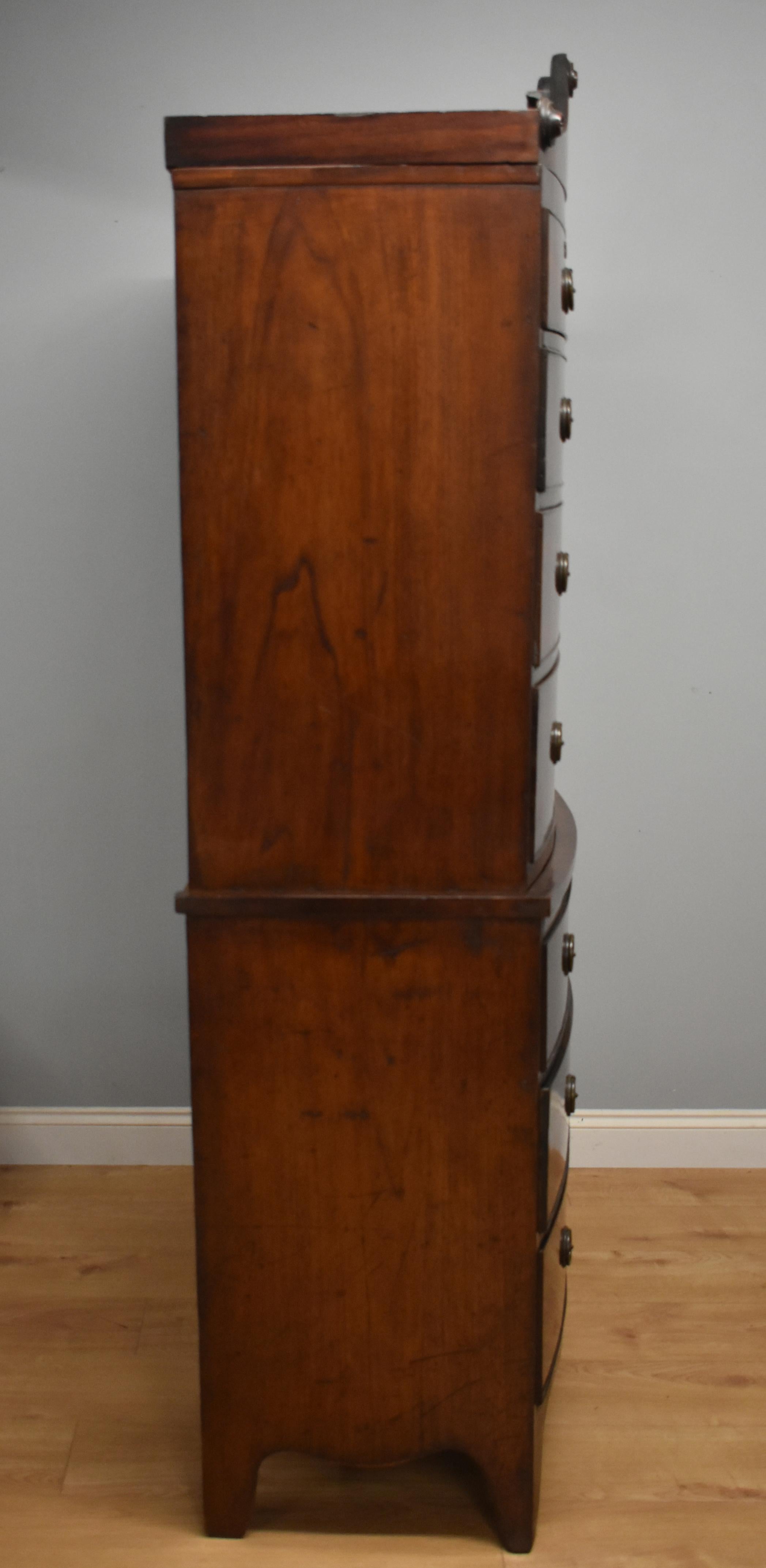 19th Century George III Mahogany Bow Front Chest on Chest In Good Condition In Chelmsford, Essex