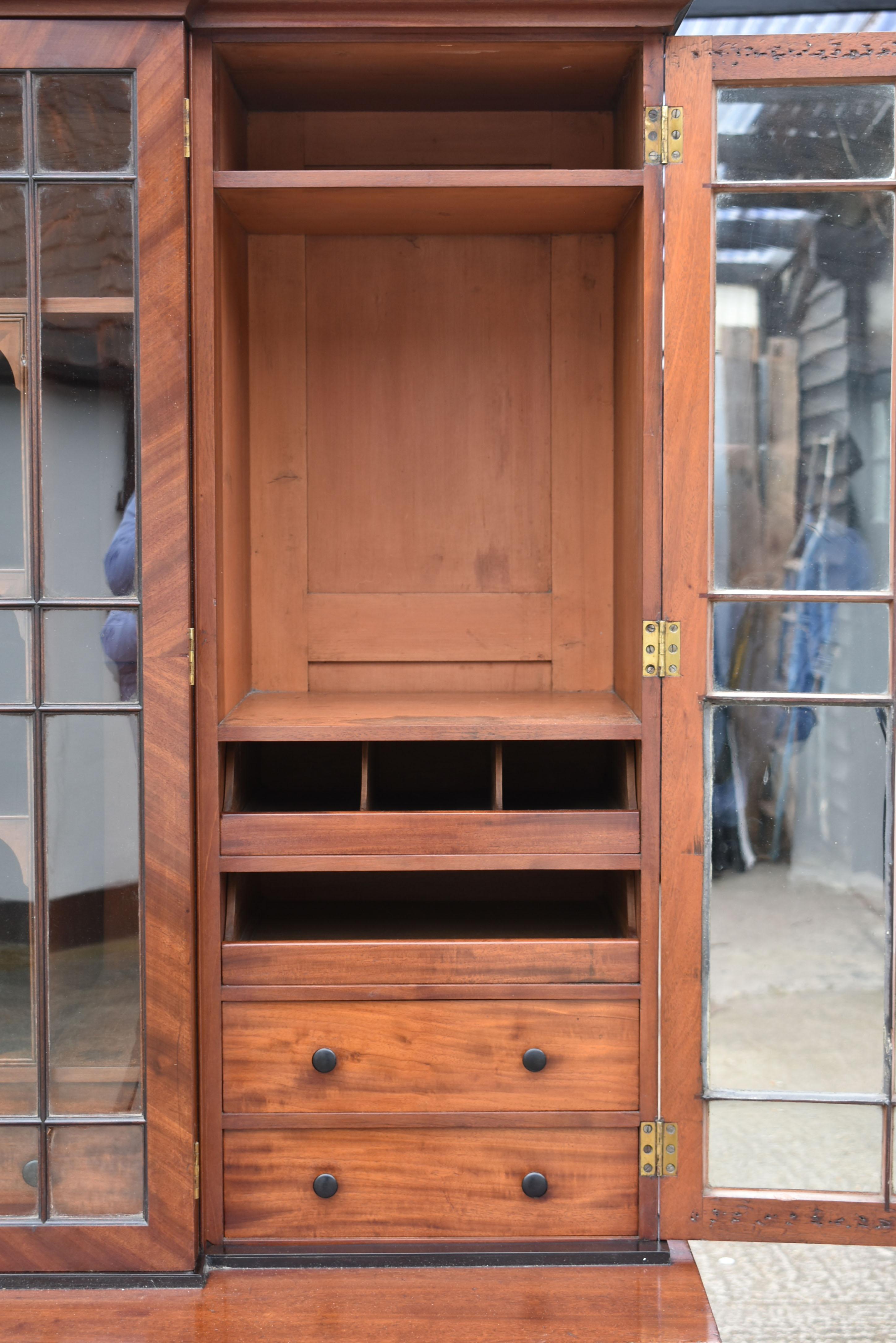 19th Century George III Mahogany Breakfront Bookcase For Sale 8