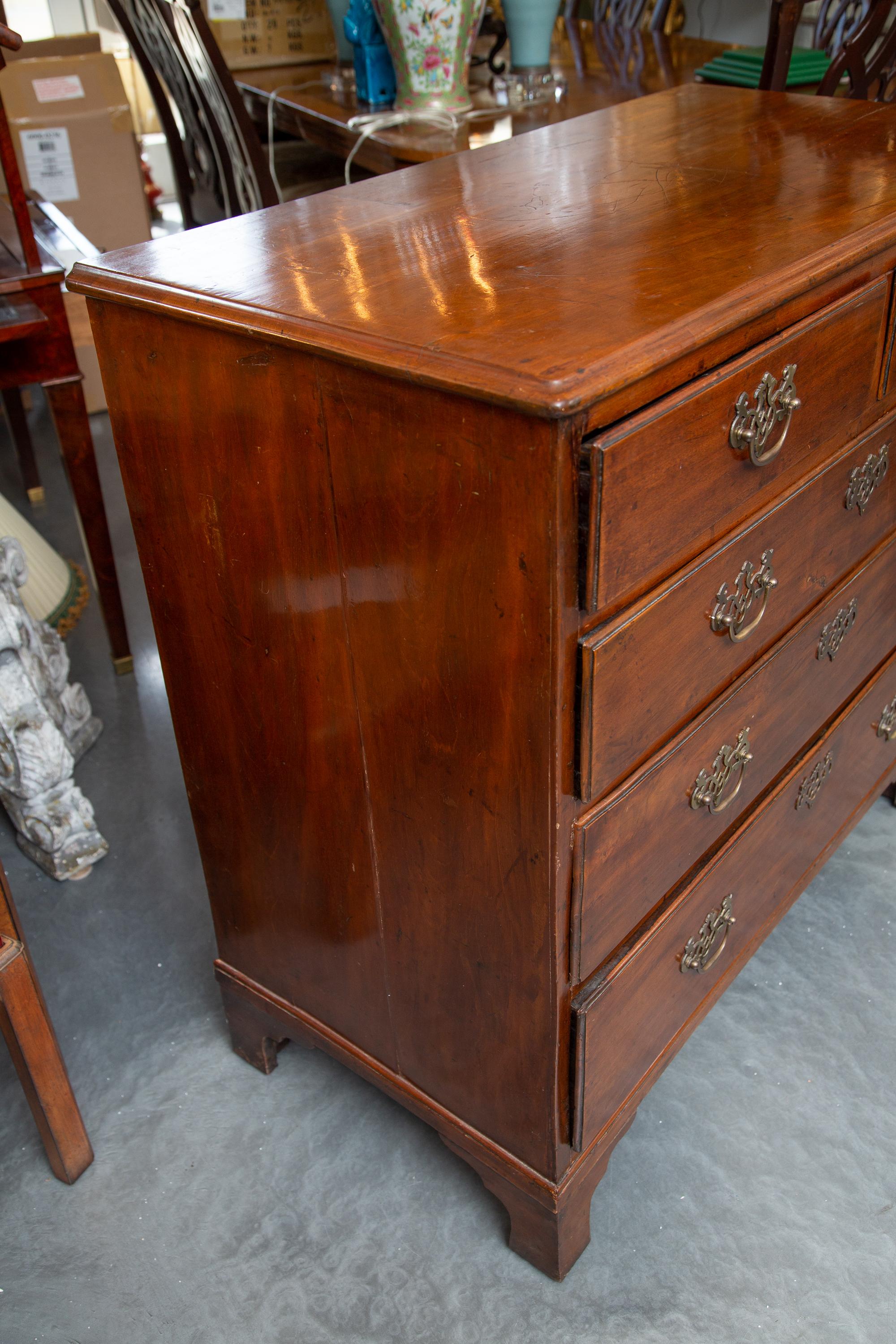 19th Century George III Mahogany Chest of Drawers In Good Condition For Sale In WEST PALM BEACH, FL