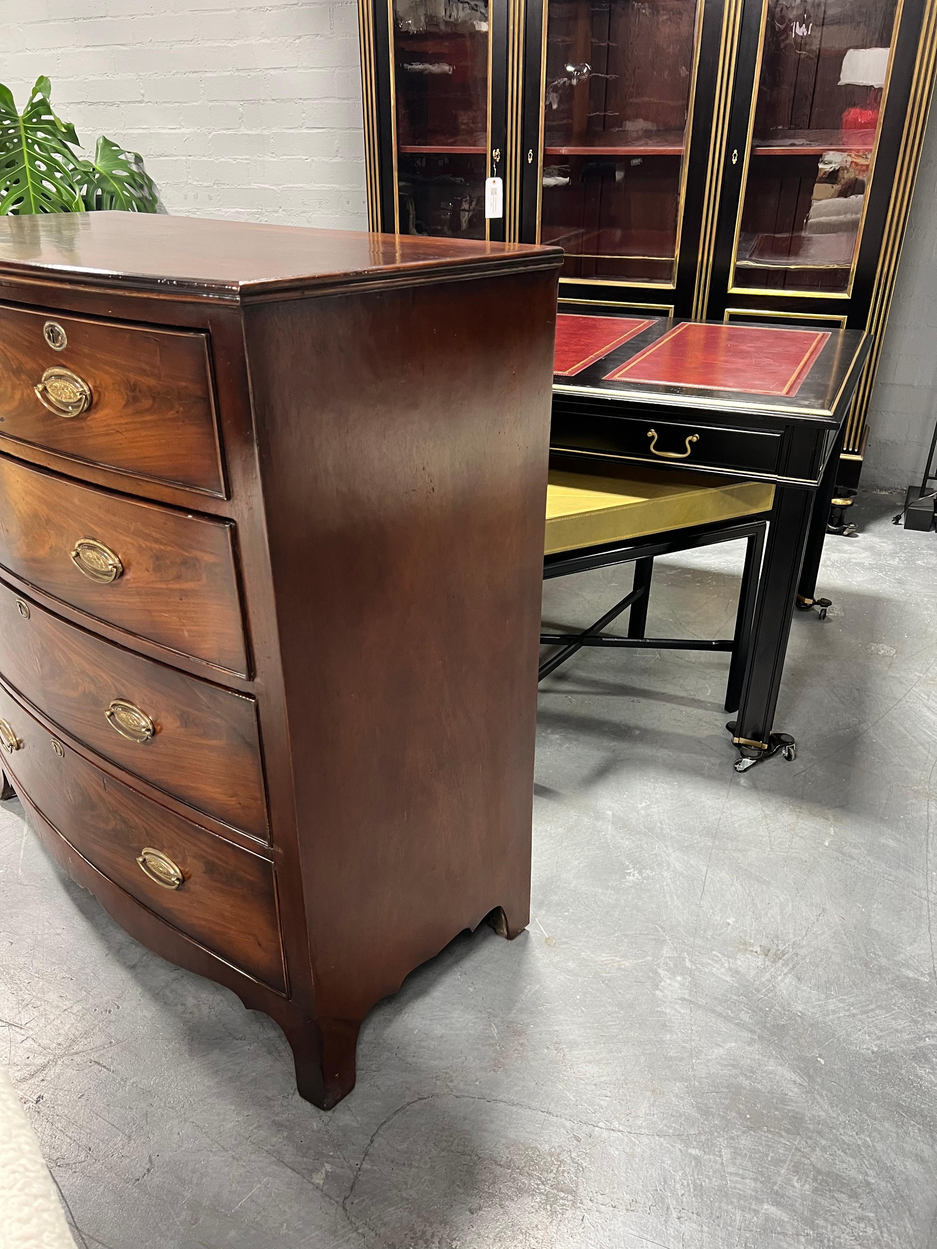 19th Century George III Mahogany Dresser with Flemish Veneers and Brass Details For Sale 11