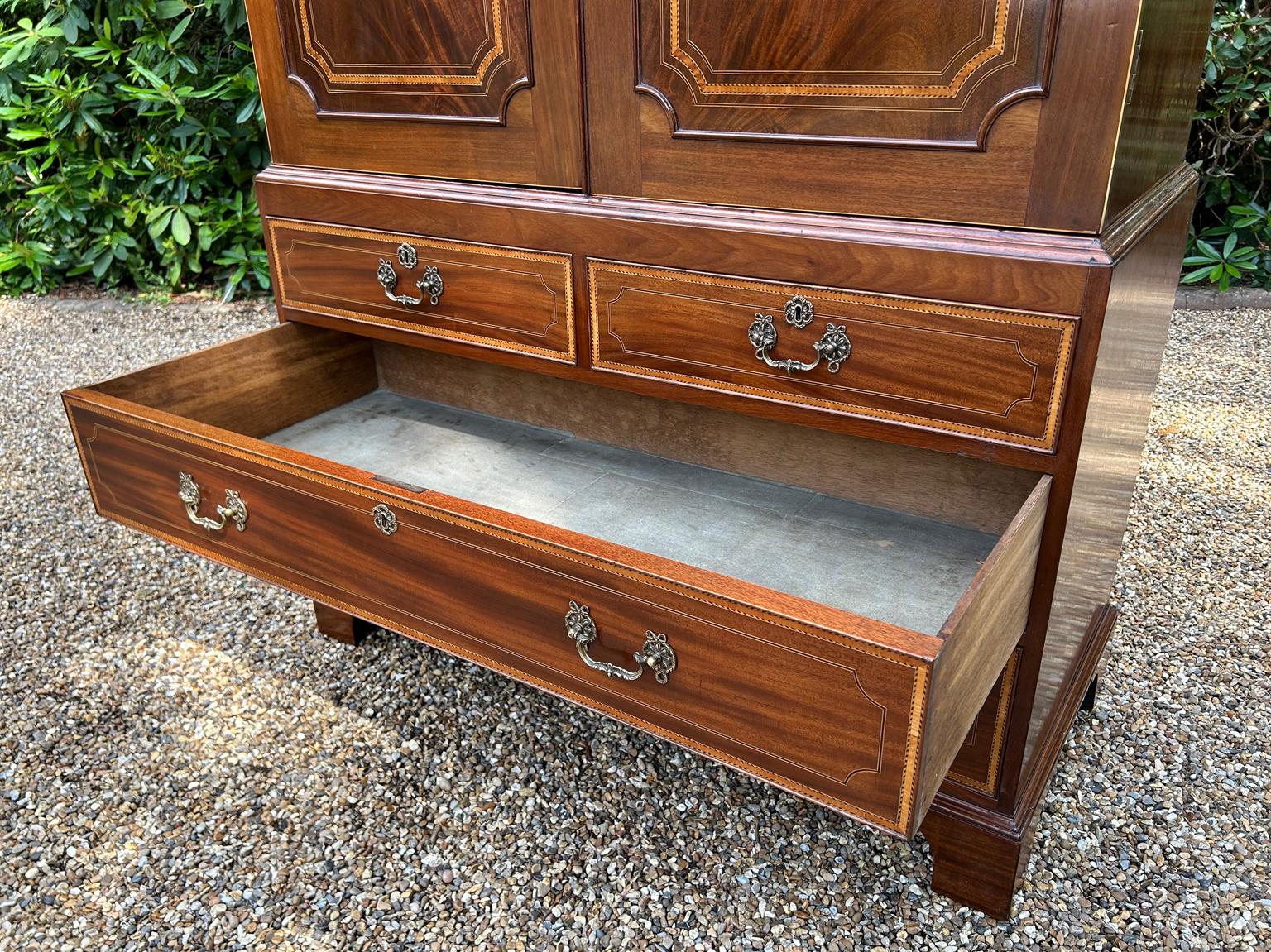 19th Century George III Mahogany Linen Press 5