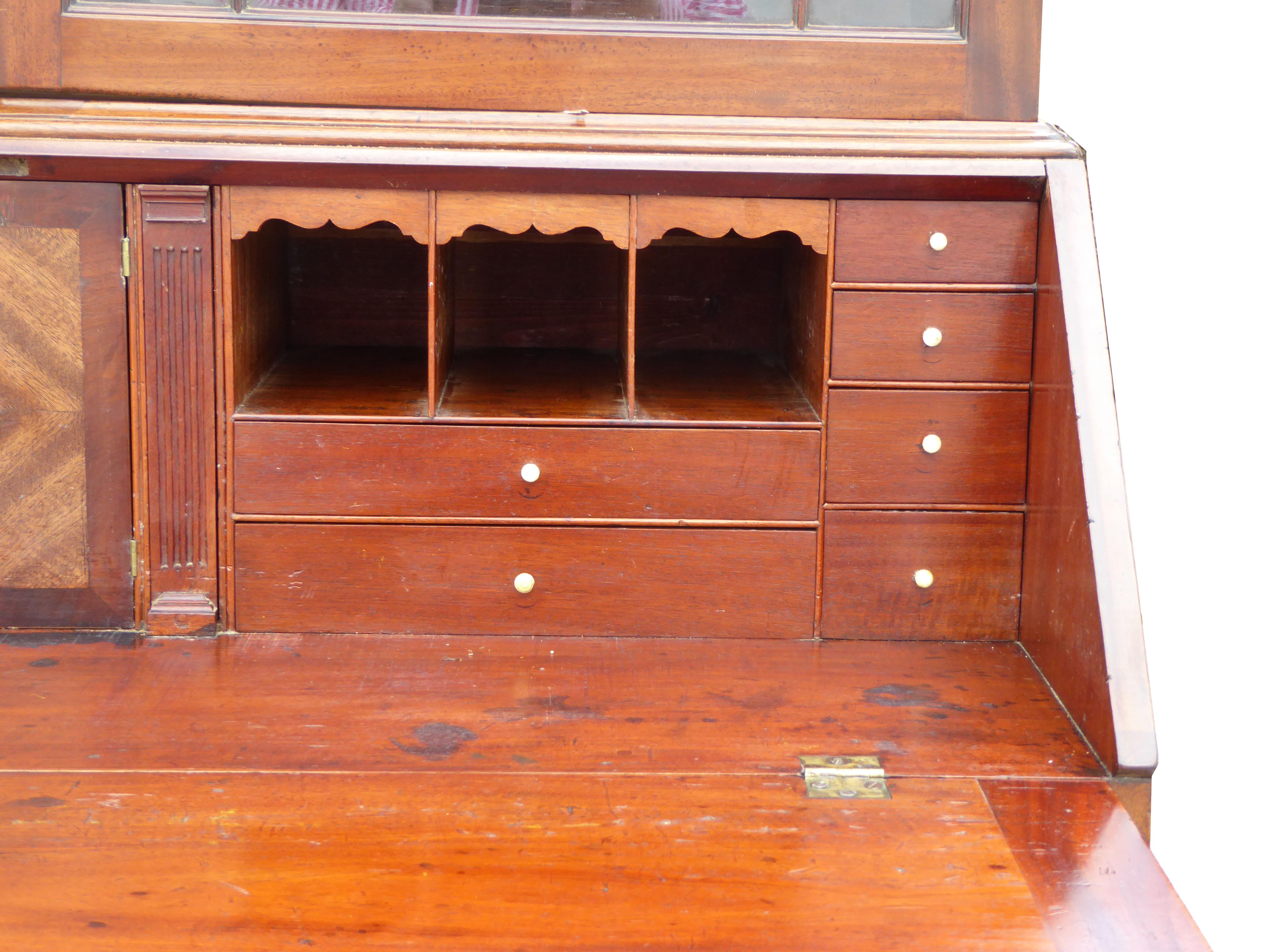 19th Century George III Mahogany Secretary Bookcase In Good Condition In Chelmsford, Essex