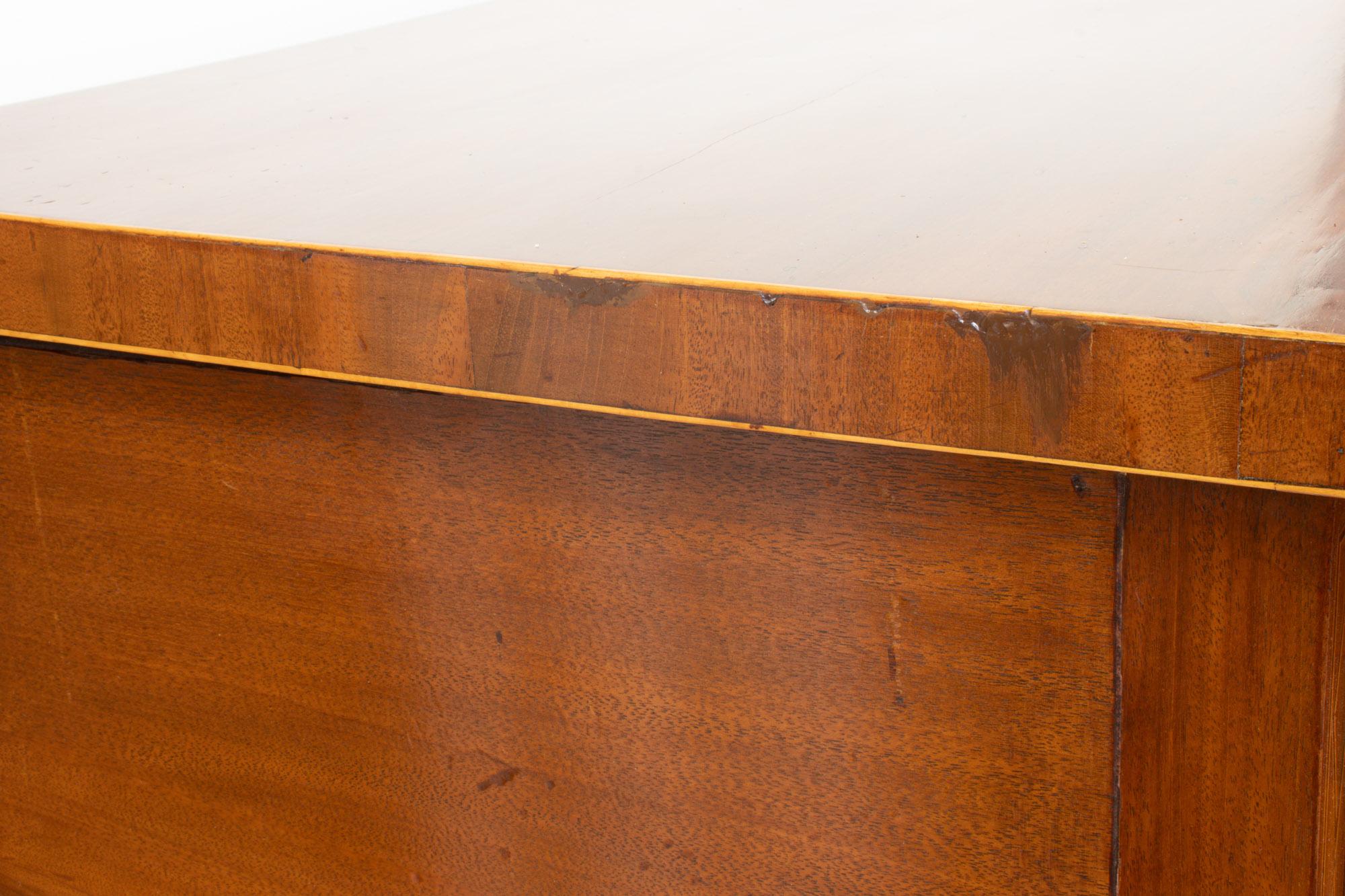 19th Century George III Mahogany Sideboard 13