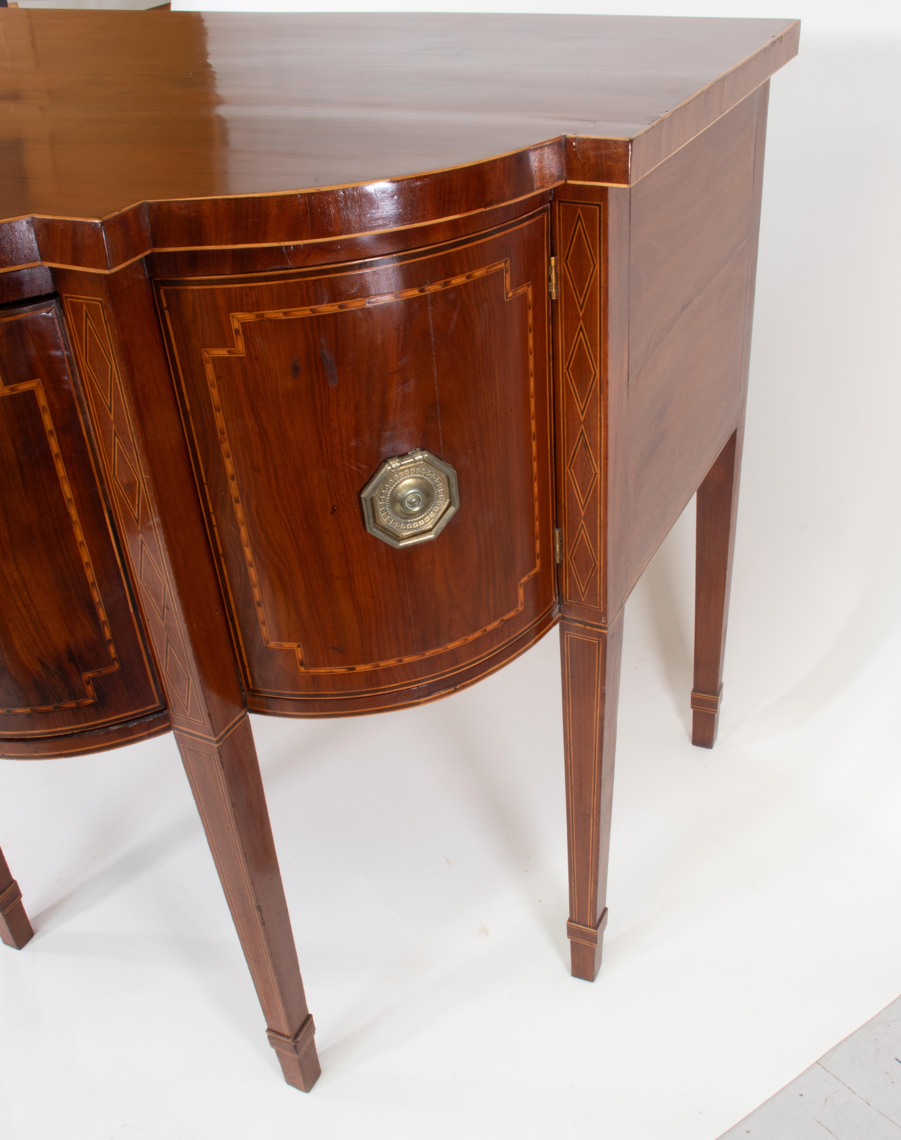 19th Century George III Mahogany Sideboard 1