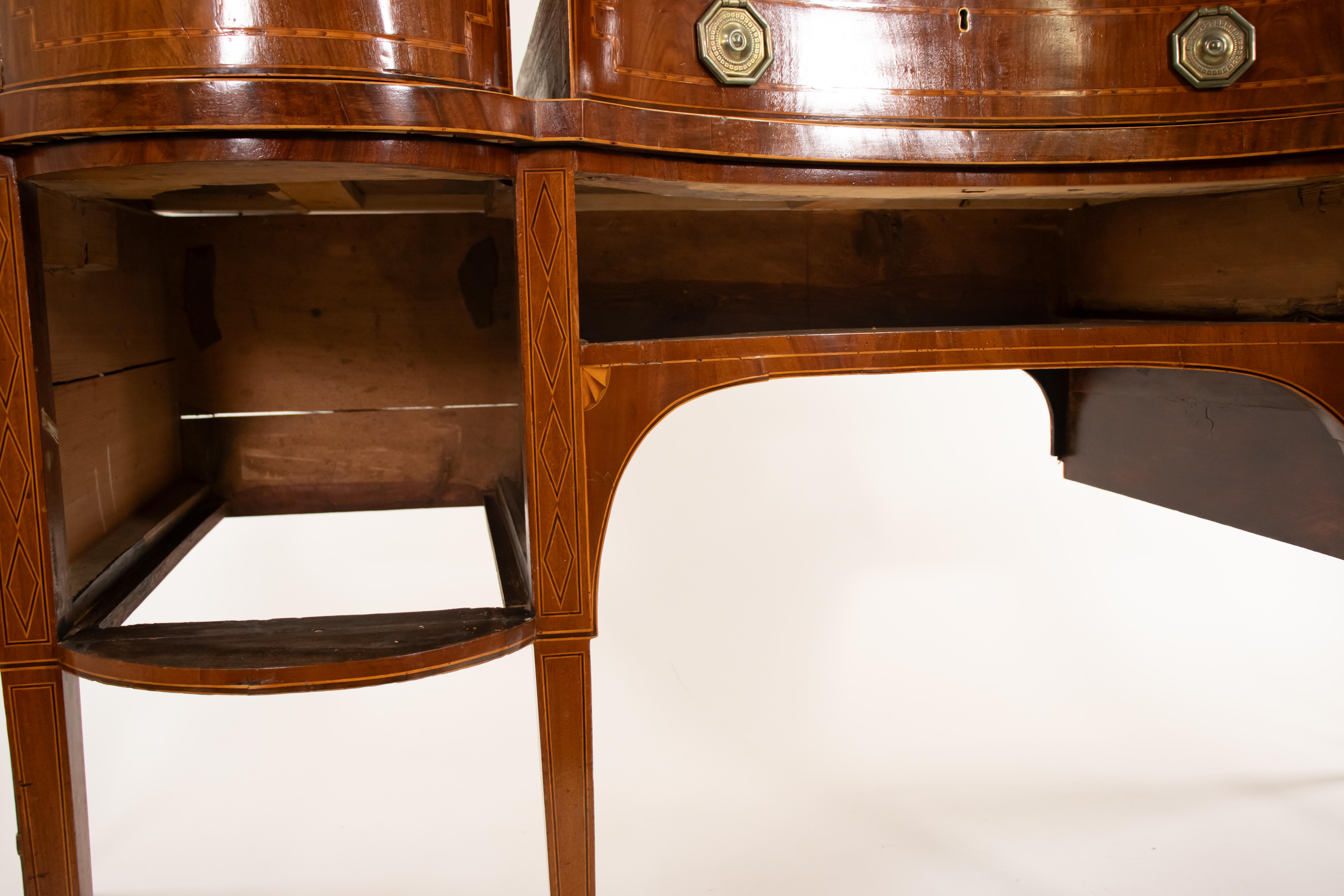 19th Century George III Mahogany Sideboard 2