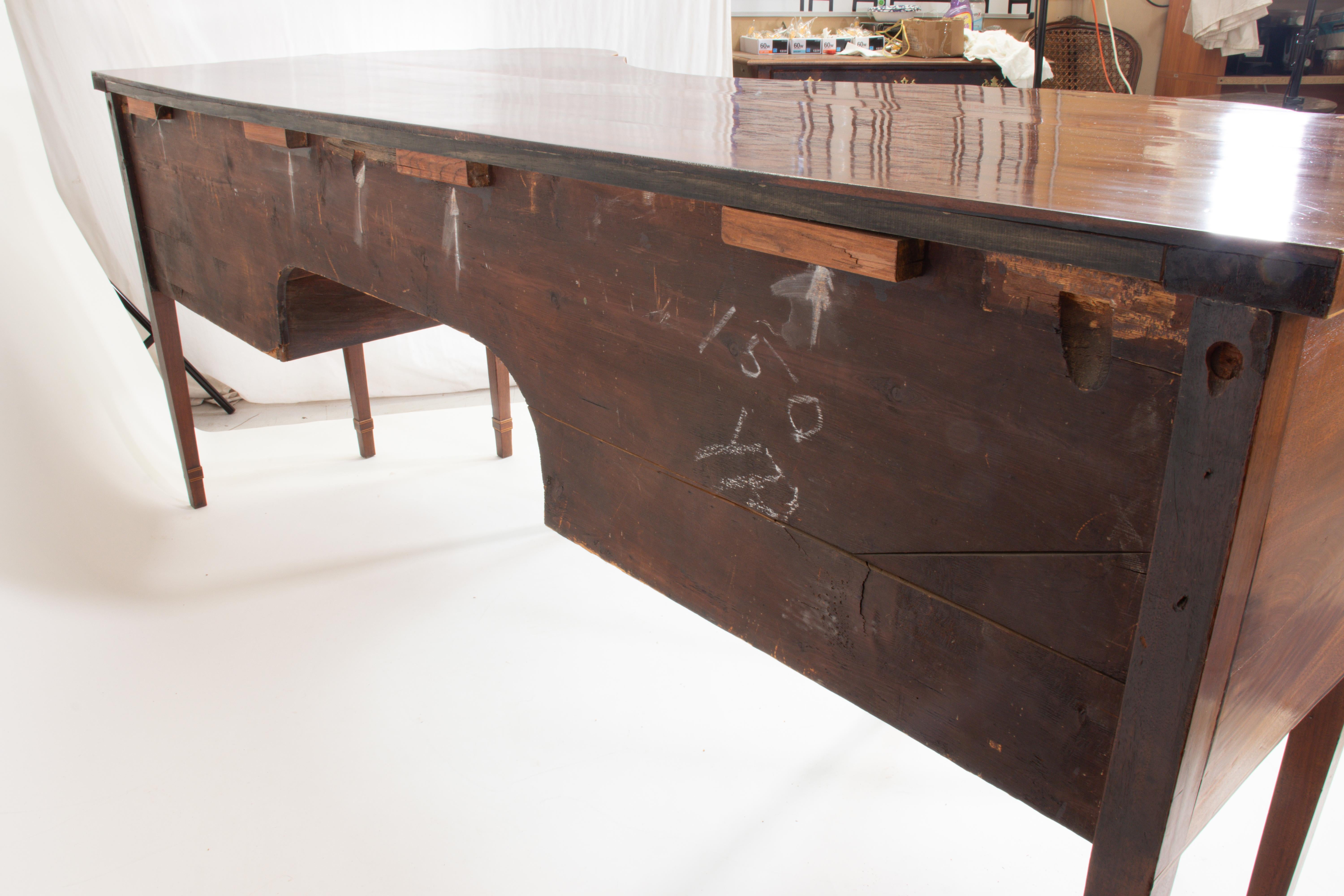 19th Century George III Mahogany Sideboard 4