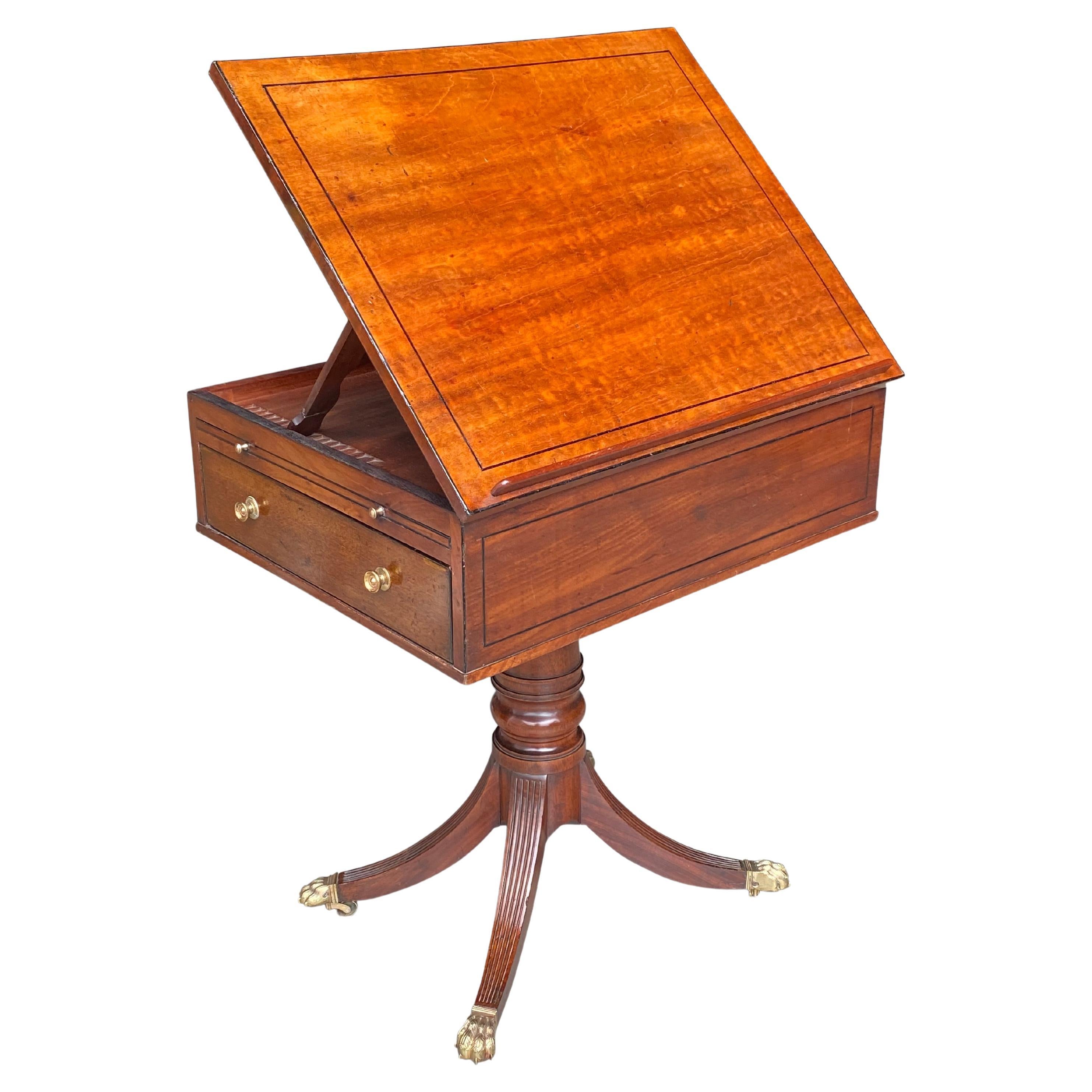 Mesa de lectura de época Jorge III del siglo XIX