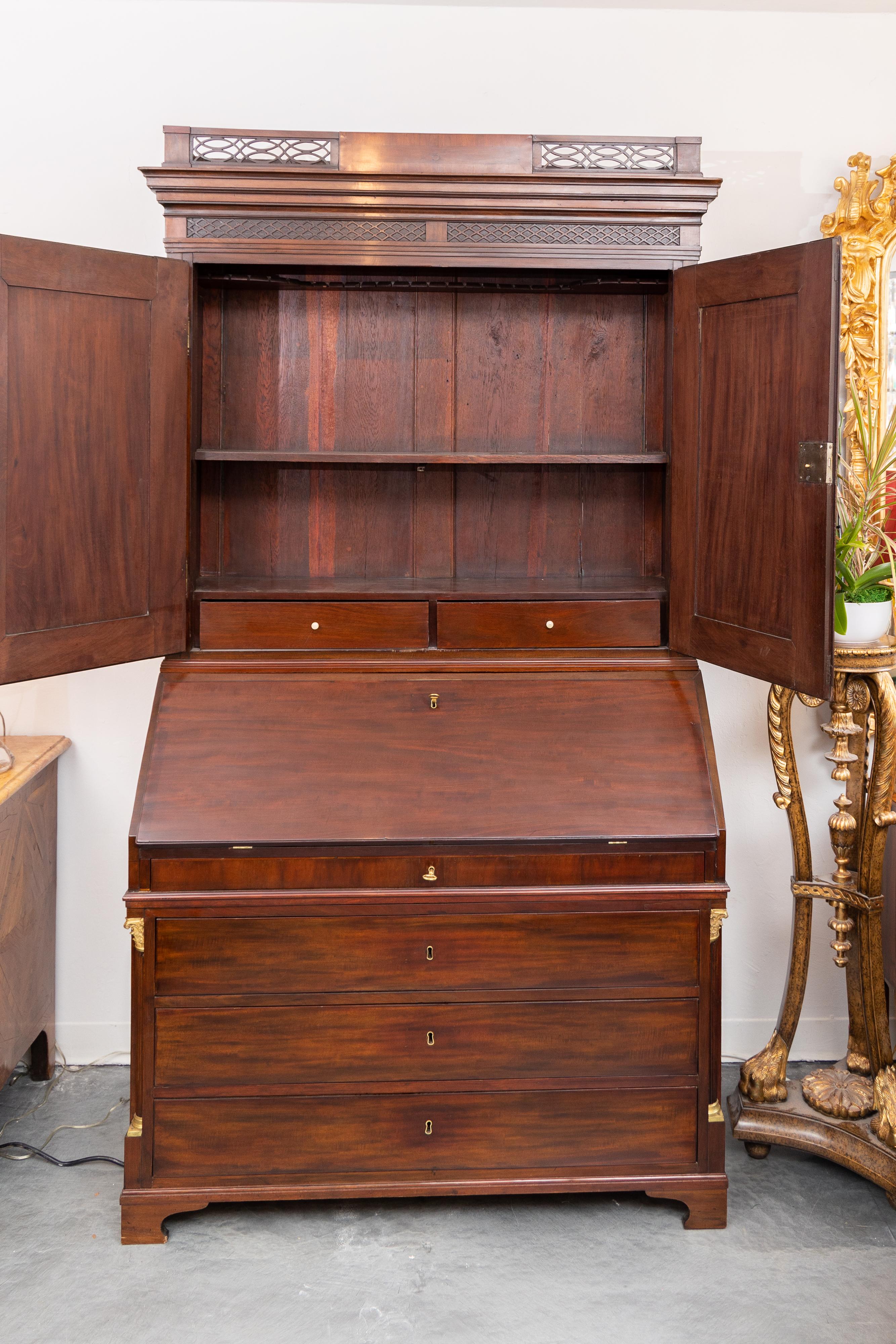 19th Century George III Style Mahogany Bureau Secretary Bookcase For Sale 7